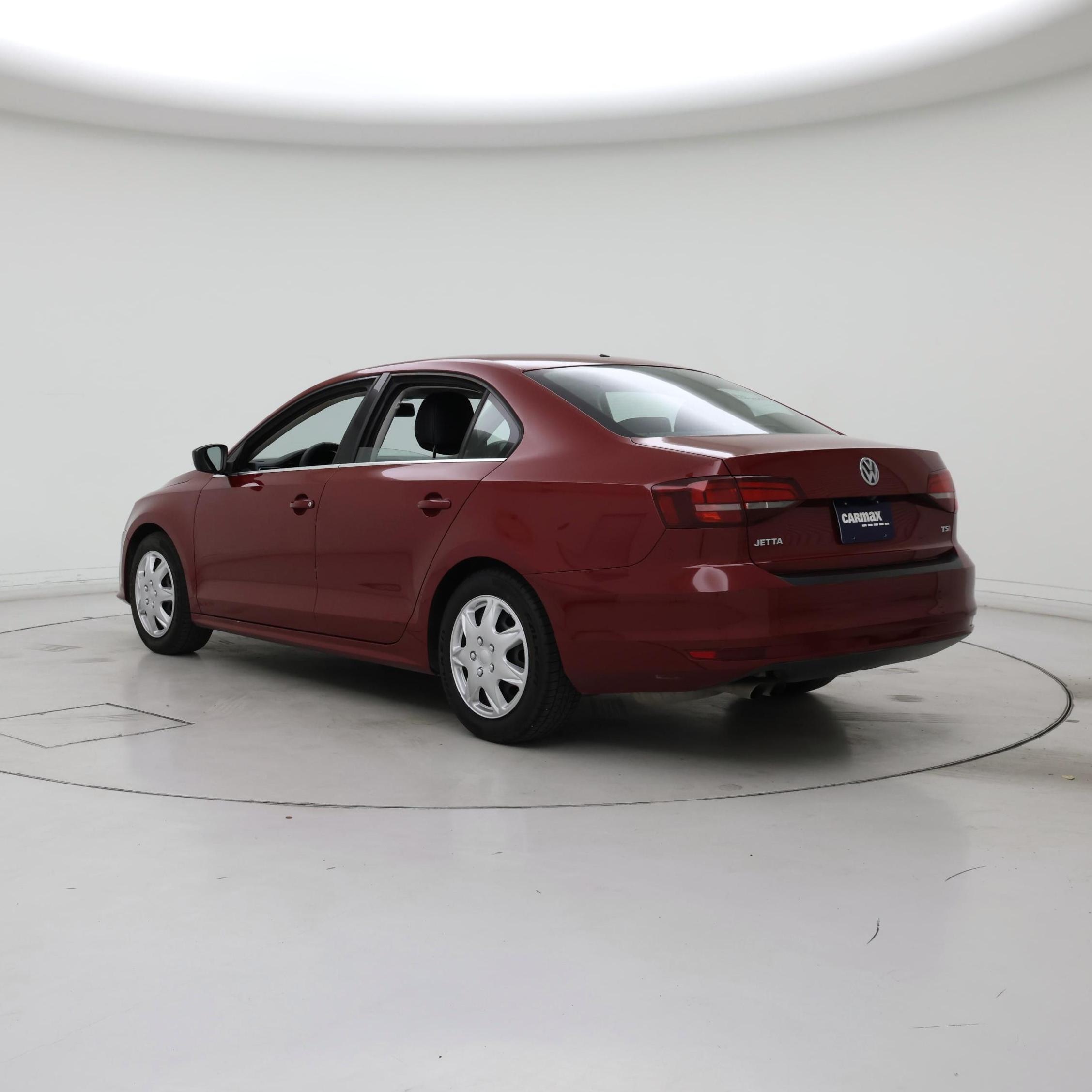 Thumbnail: 2017 Volkswagen Jetta - 2