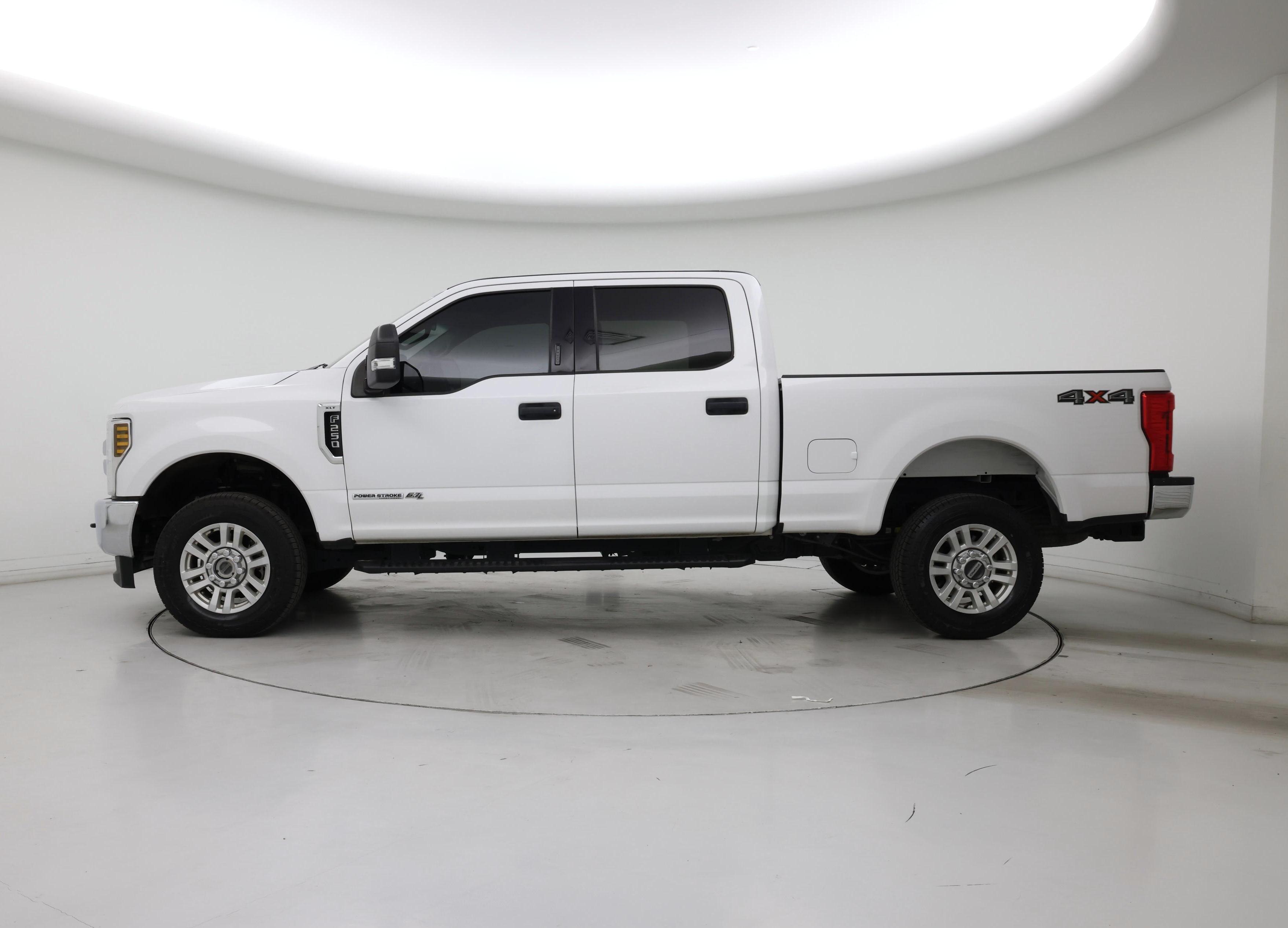 Thumbnail: 2019 Ford F-250 - 3