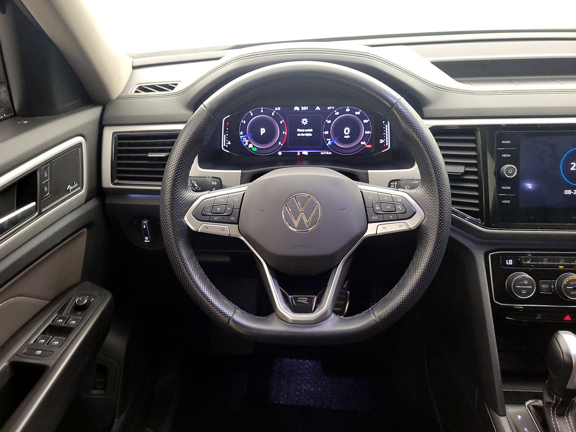 Thumbnail: 2022 Volkswagen Atlas - 10