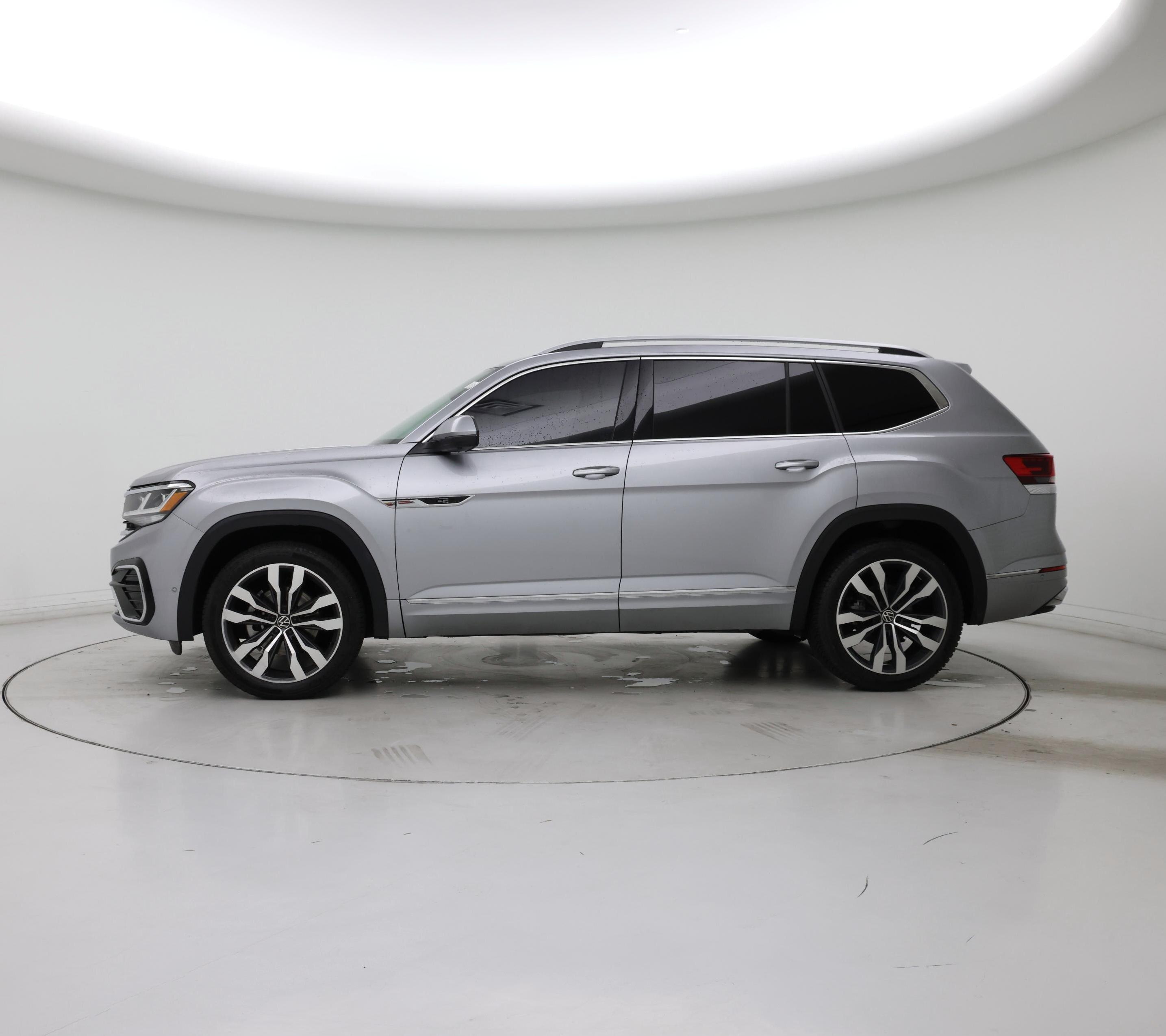 Thumbnail: 2022 Volkswagen Atlas - 3