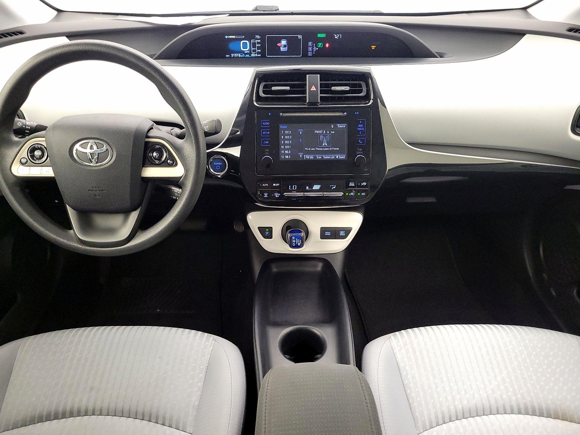 Thumbnail: 2016 Toyota Prius - 9