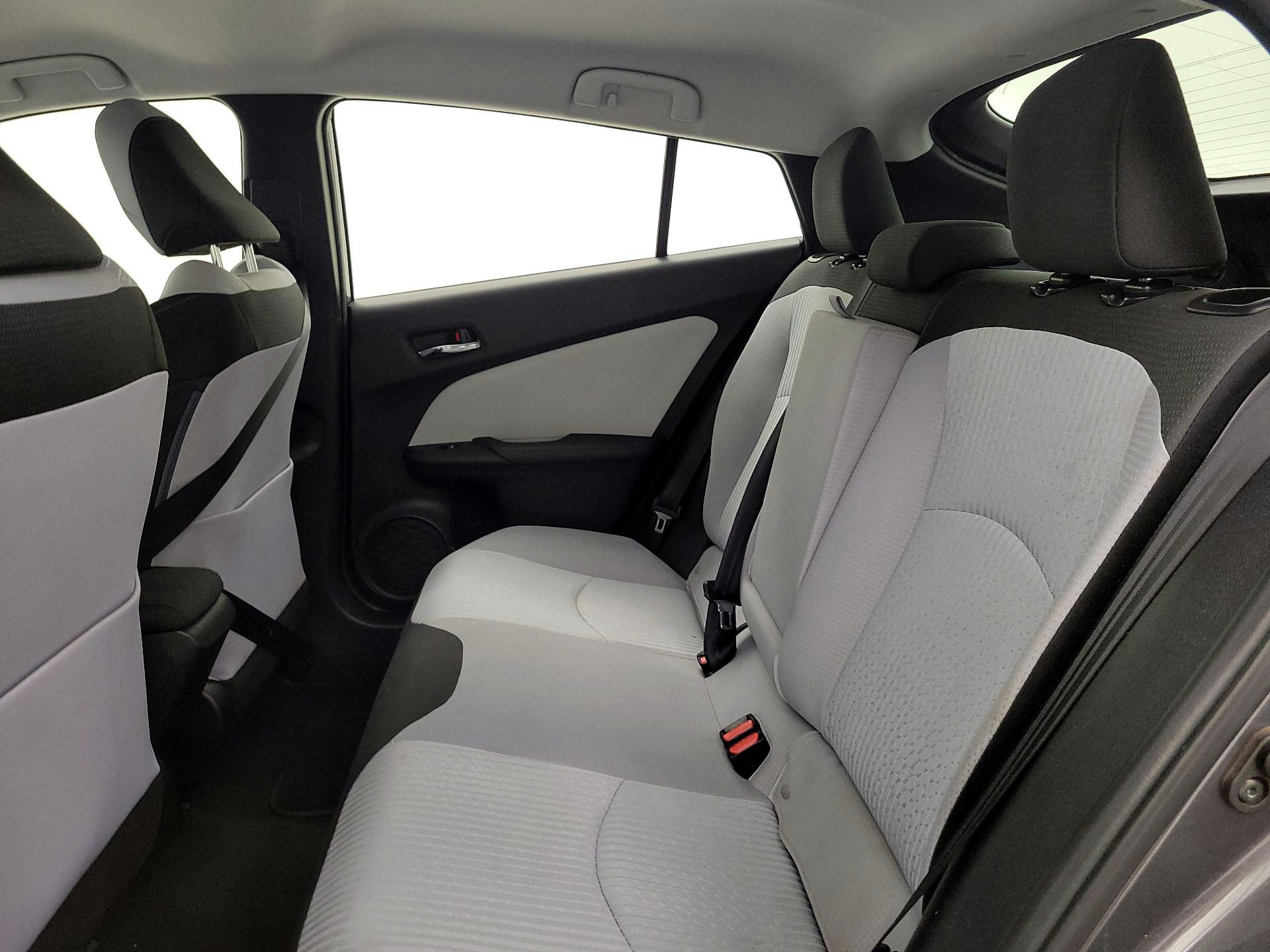 Thumbnail: 2016 Toyota Prius - 19