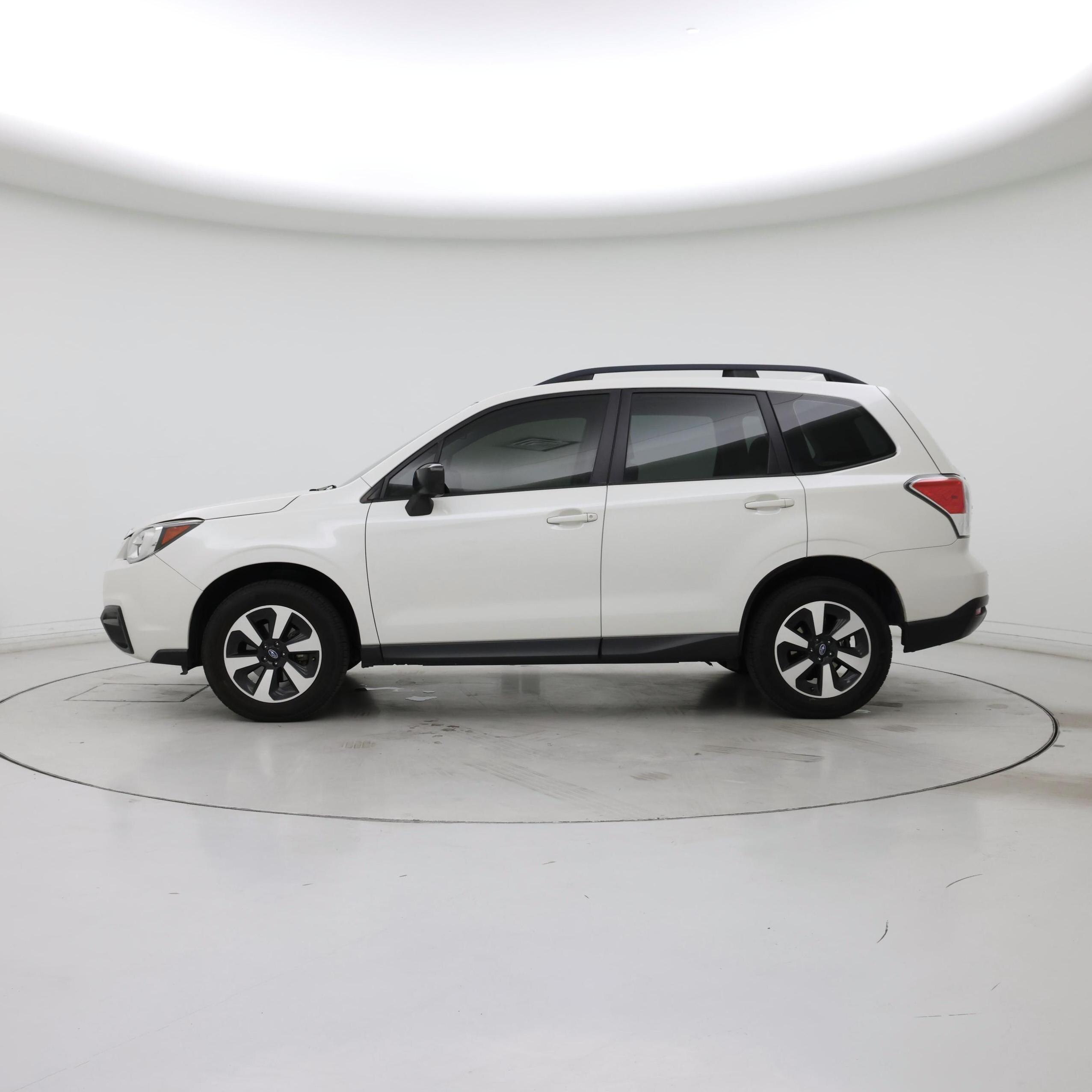 Thumbnail: 2018 Subaru Forester - 3