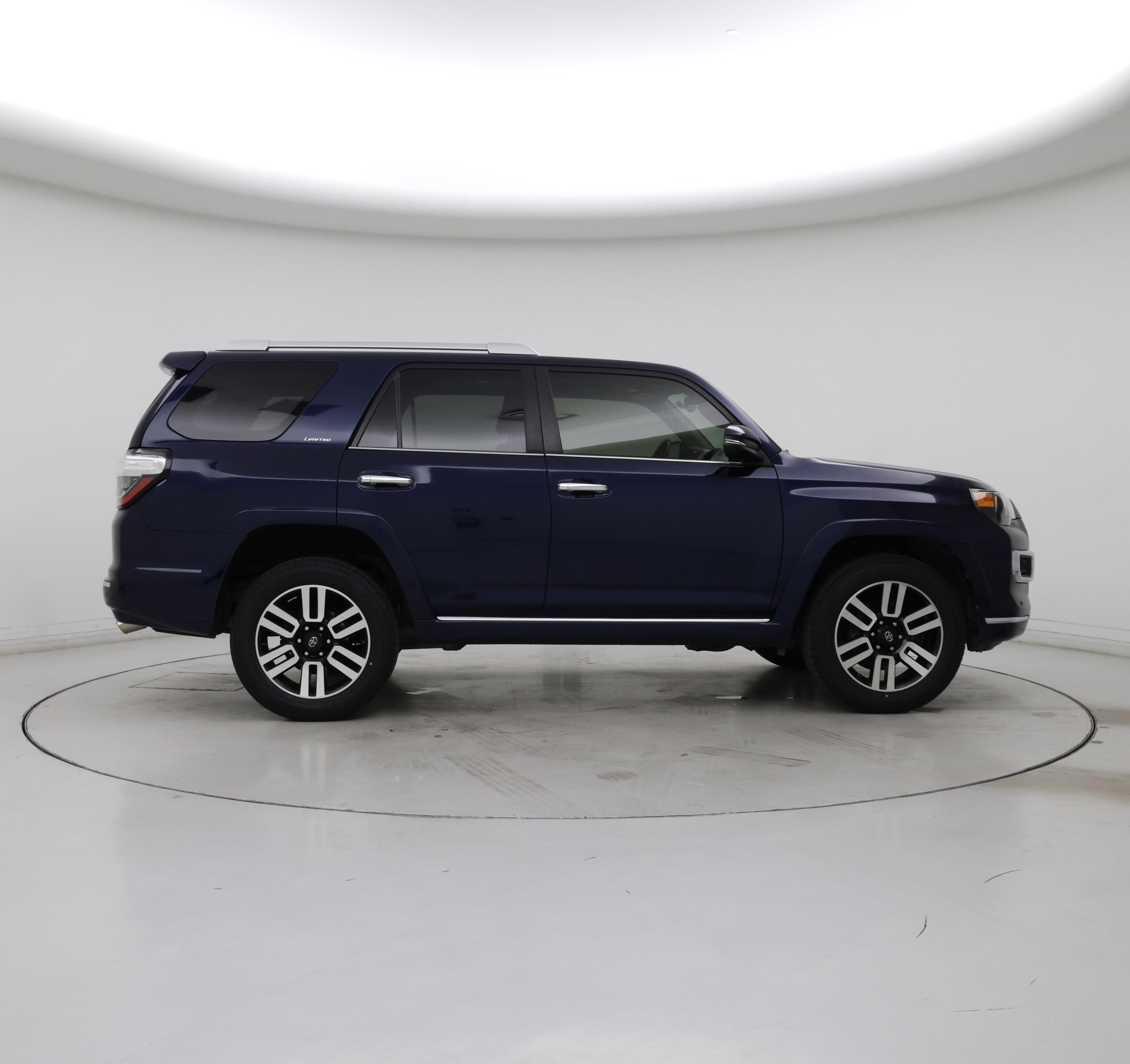 Thumbnail: 2017 Toyota 4Runner - 7