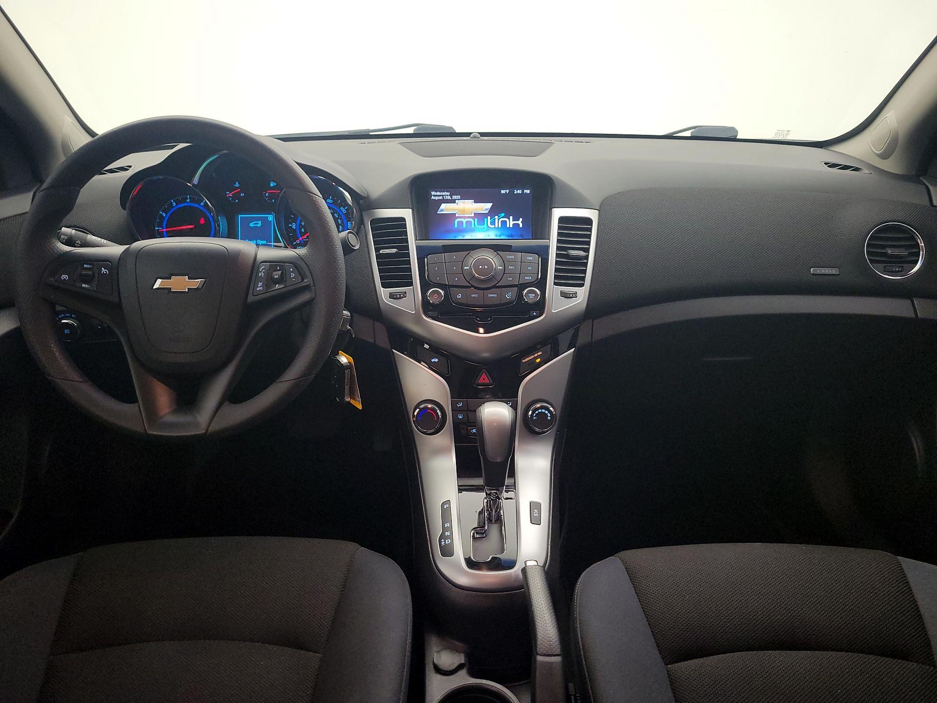 Thumbnail: 2016 Chevrolet Cruze - 9