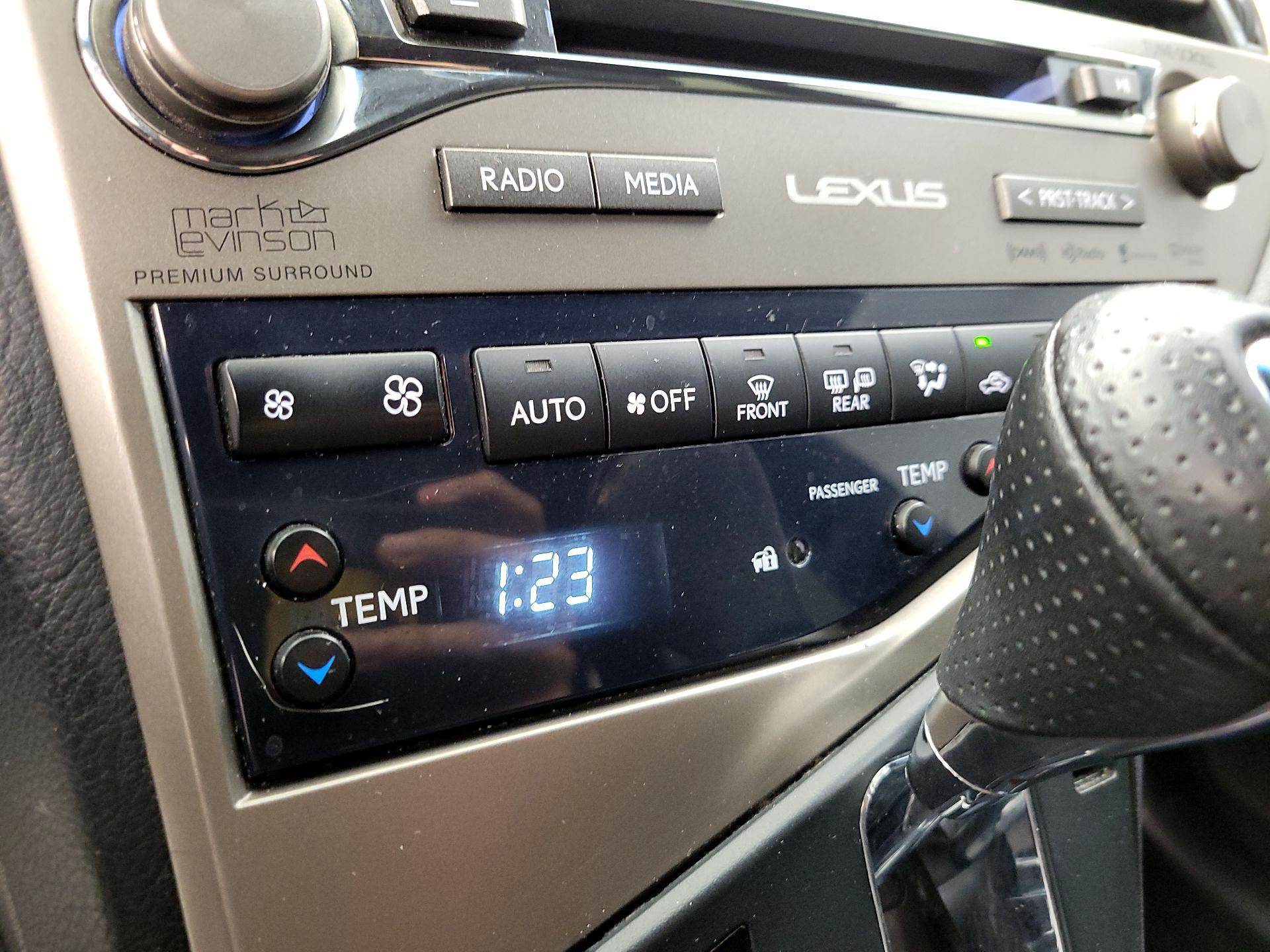 Thumbnail: 2015 Lexus RX - 16