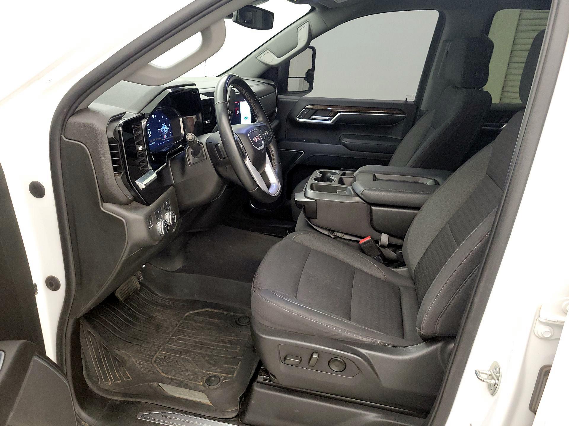 Thumbnail: 2023 GMC Sierra 1500 - 11