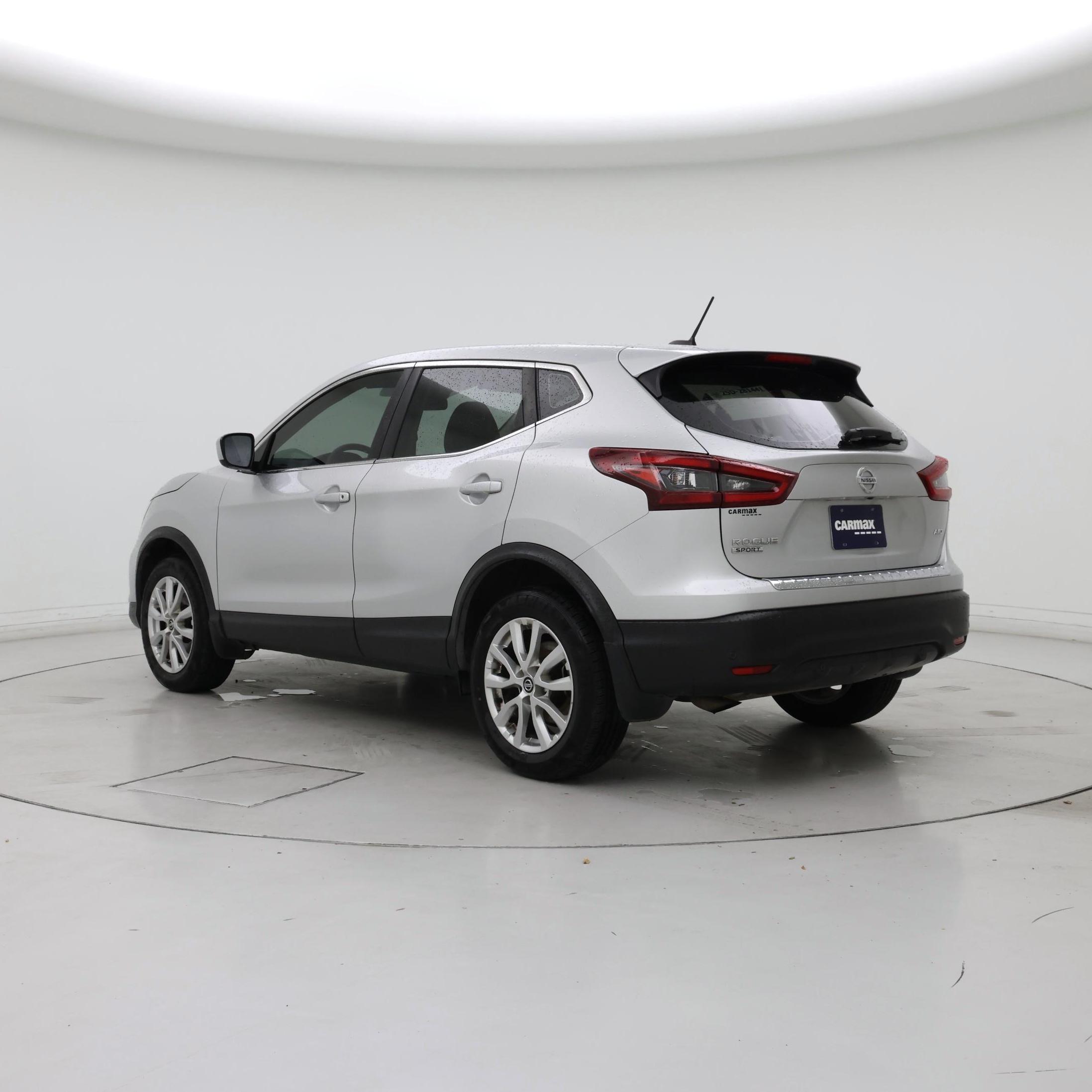 Thumbnail: 2021 Nissan Rogue Sport - 2