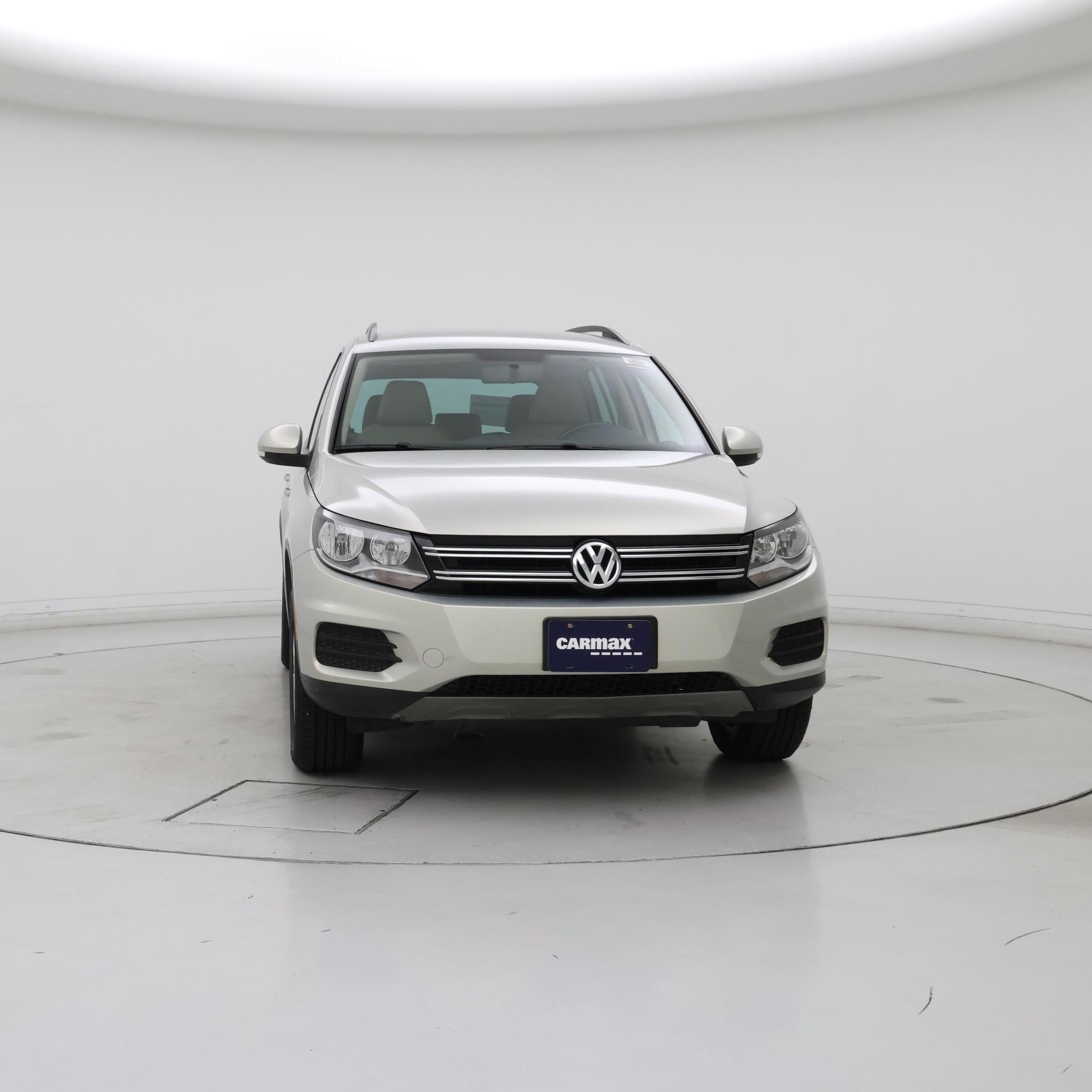 Thumbnail: 2015 Volkswagen Tiguan - 5