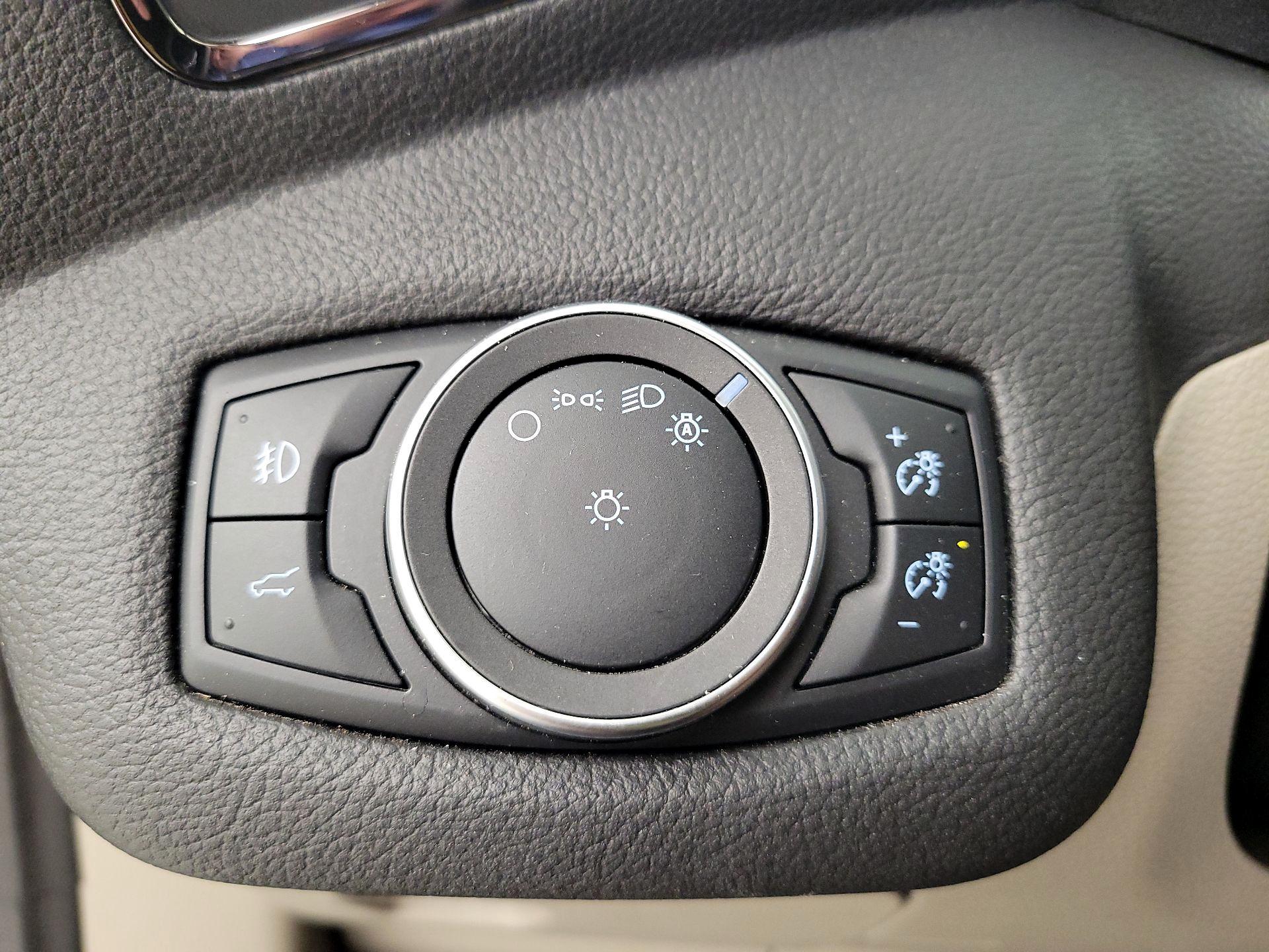 Thumbnail: 2018 Ford Escape - 13