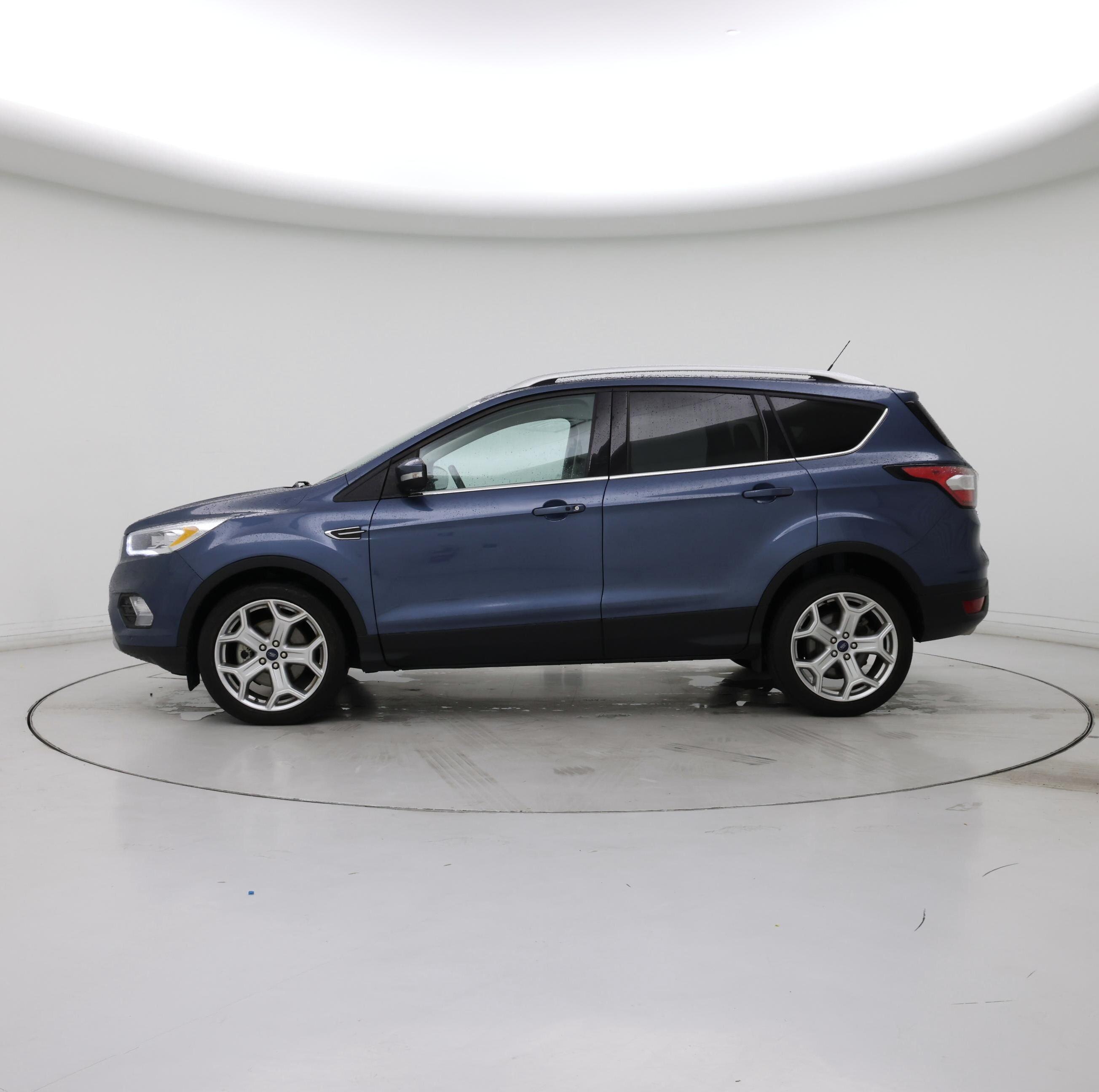 Thumbnail: 2018 Ford Escape - 3
