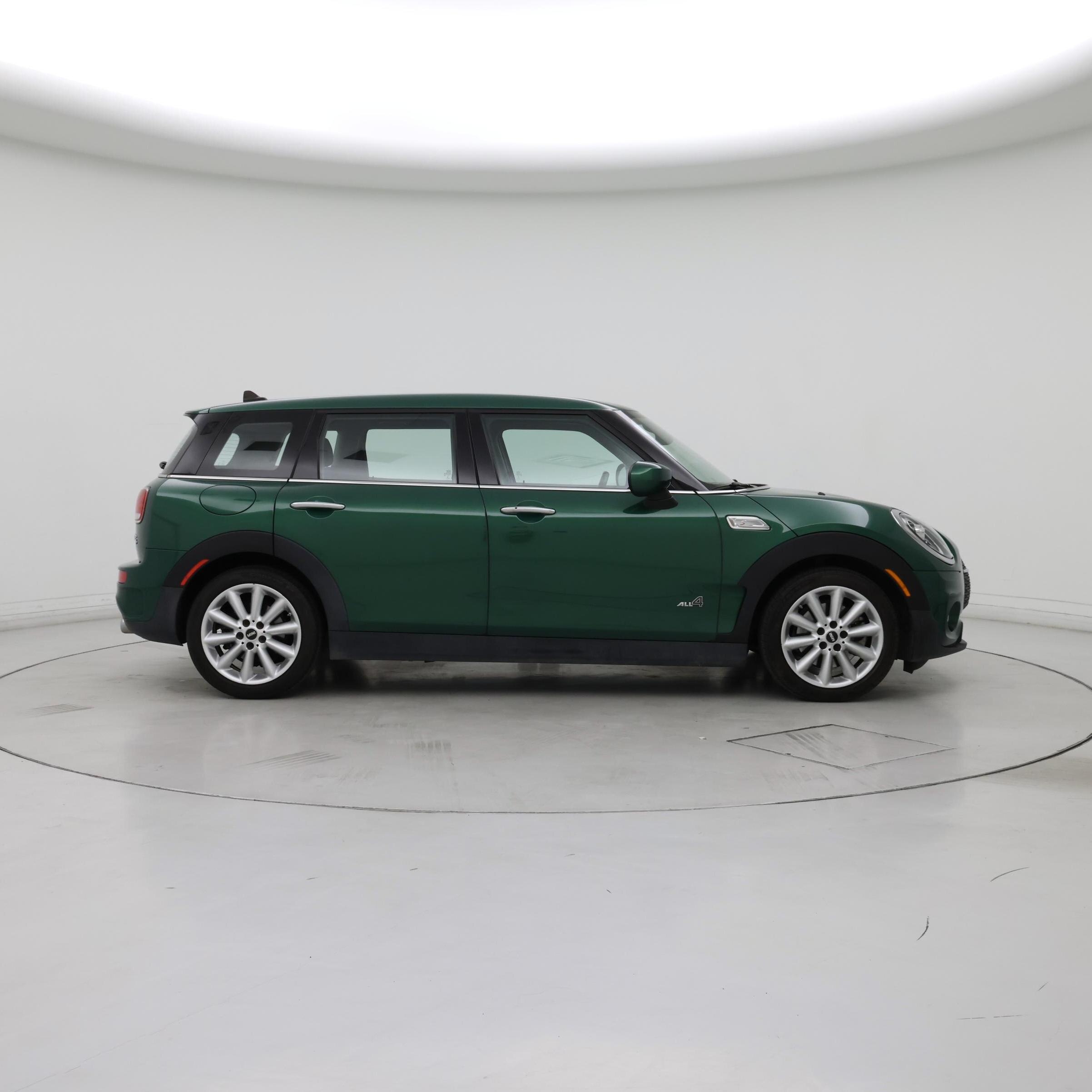 Thumbnail: 2020 MINI Cooper Clubman - 7