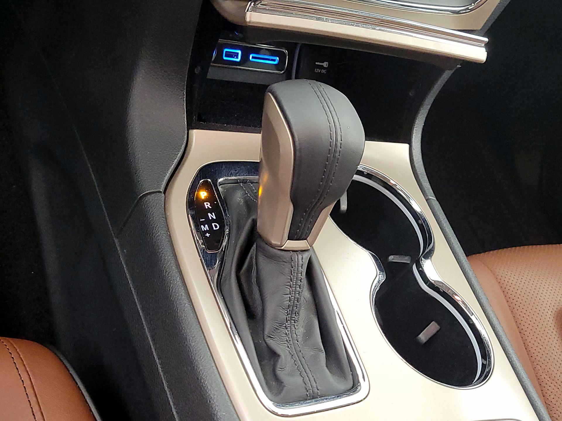 Thumbnail: 2016 Jeep Grand Cherokee - 17