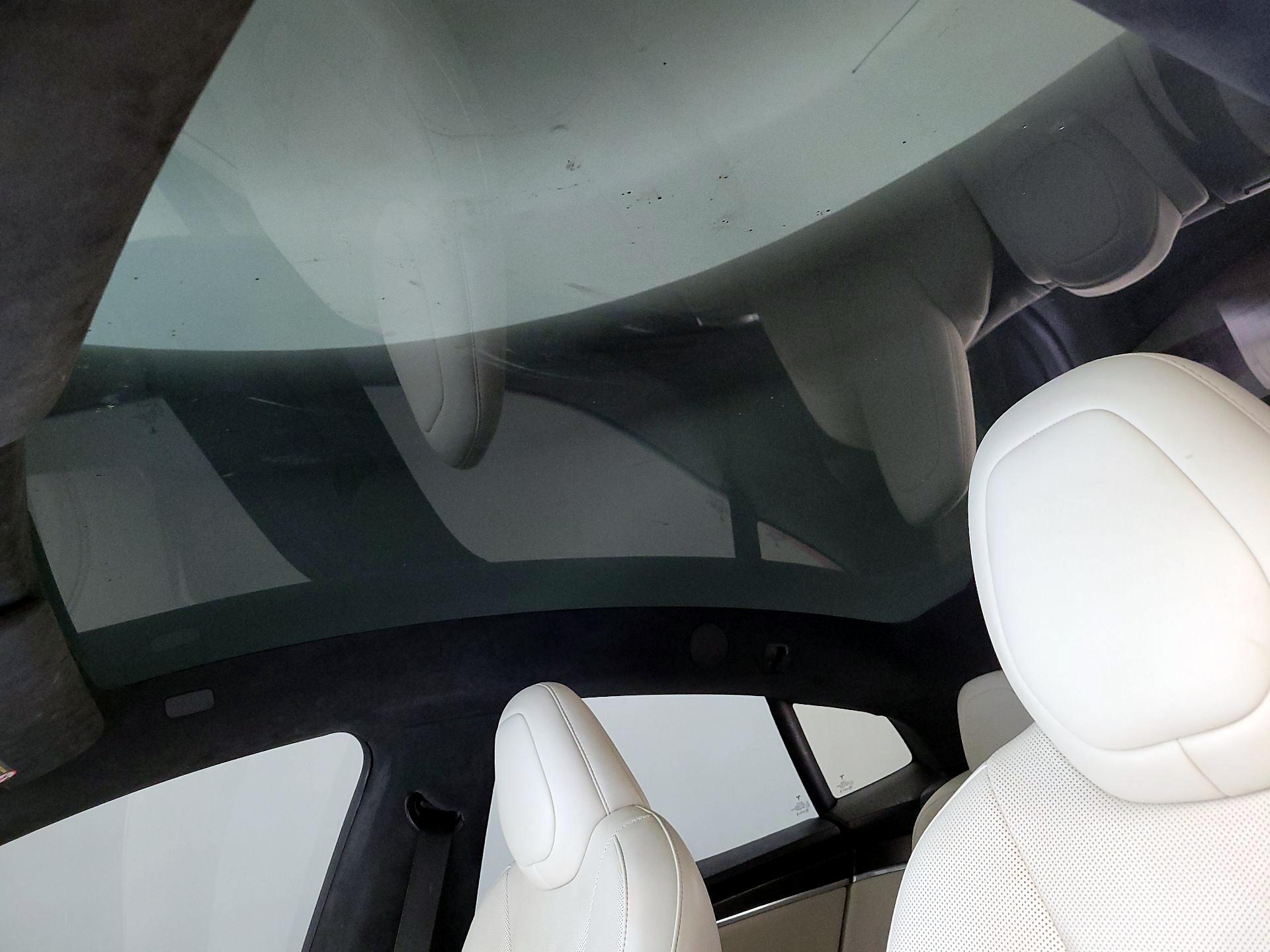 Thumbnail: 2021 Tesla Model S - 18