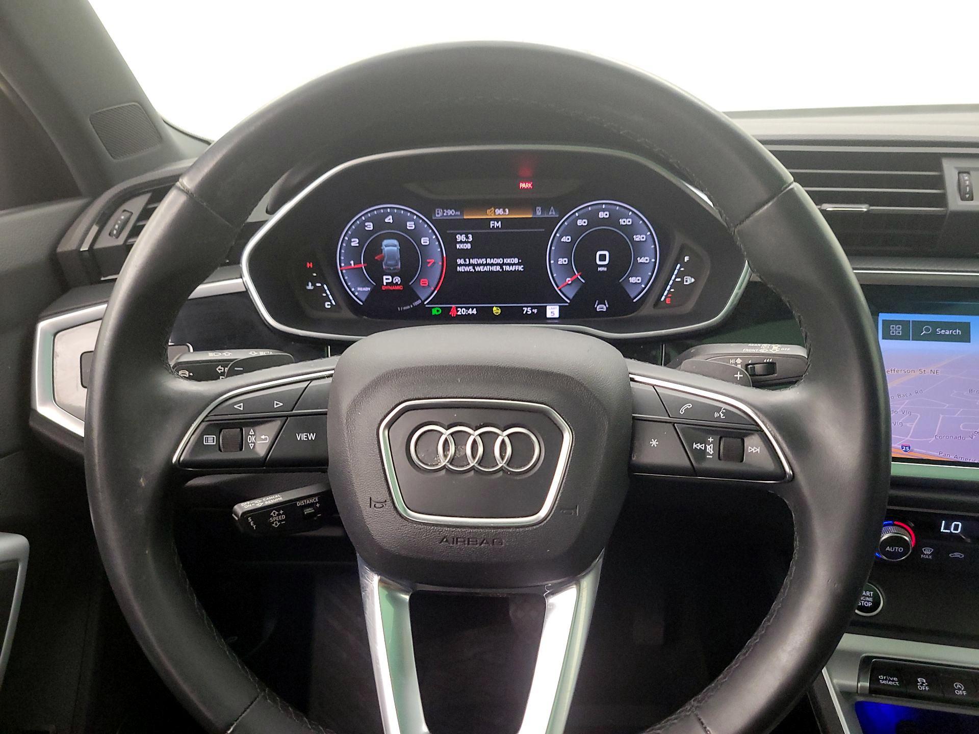 Thumbnail: 2021 Audi Q3 - 10