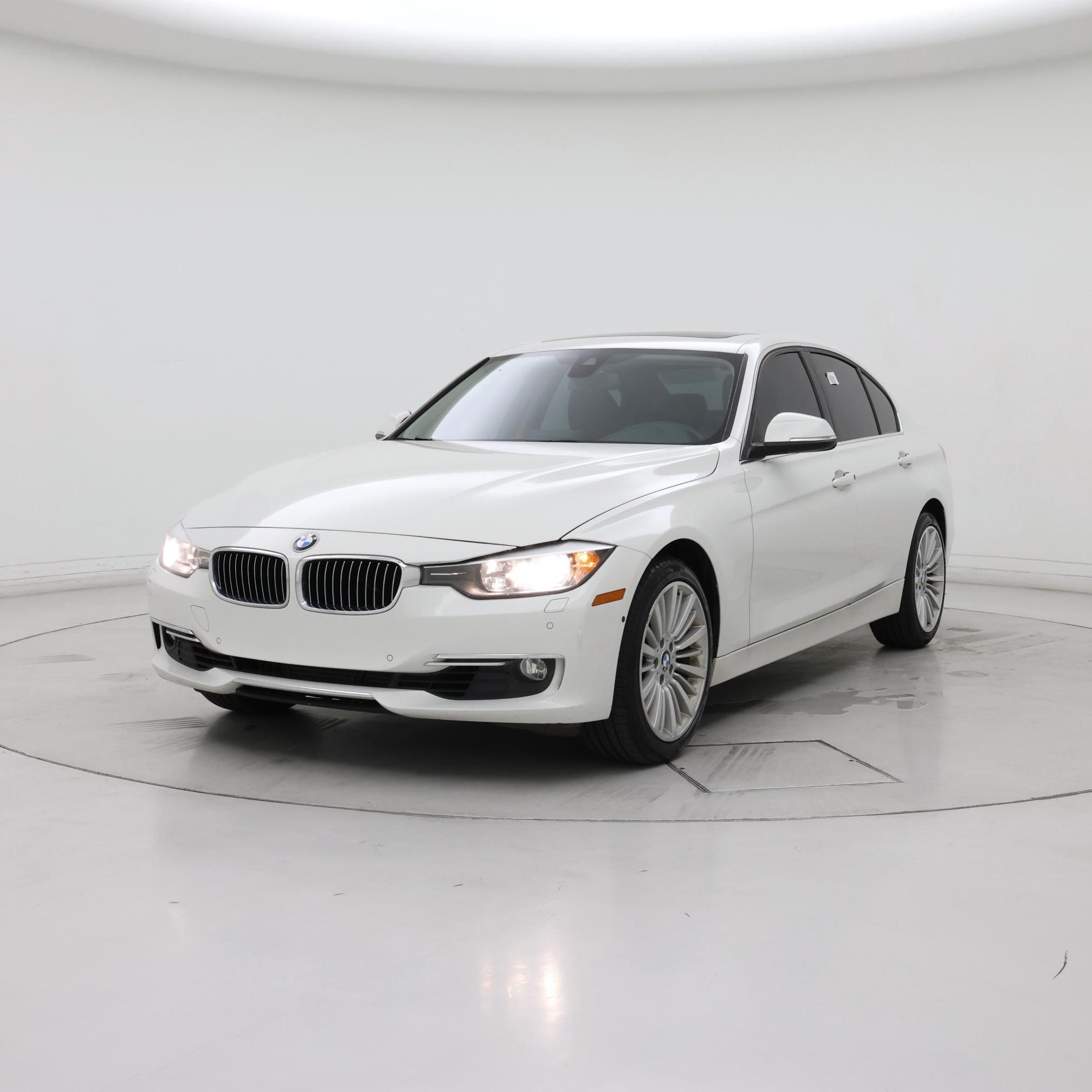 Thumbnail: 2015 BMW 3 Series - 4