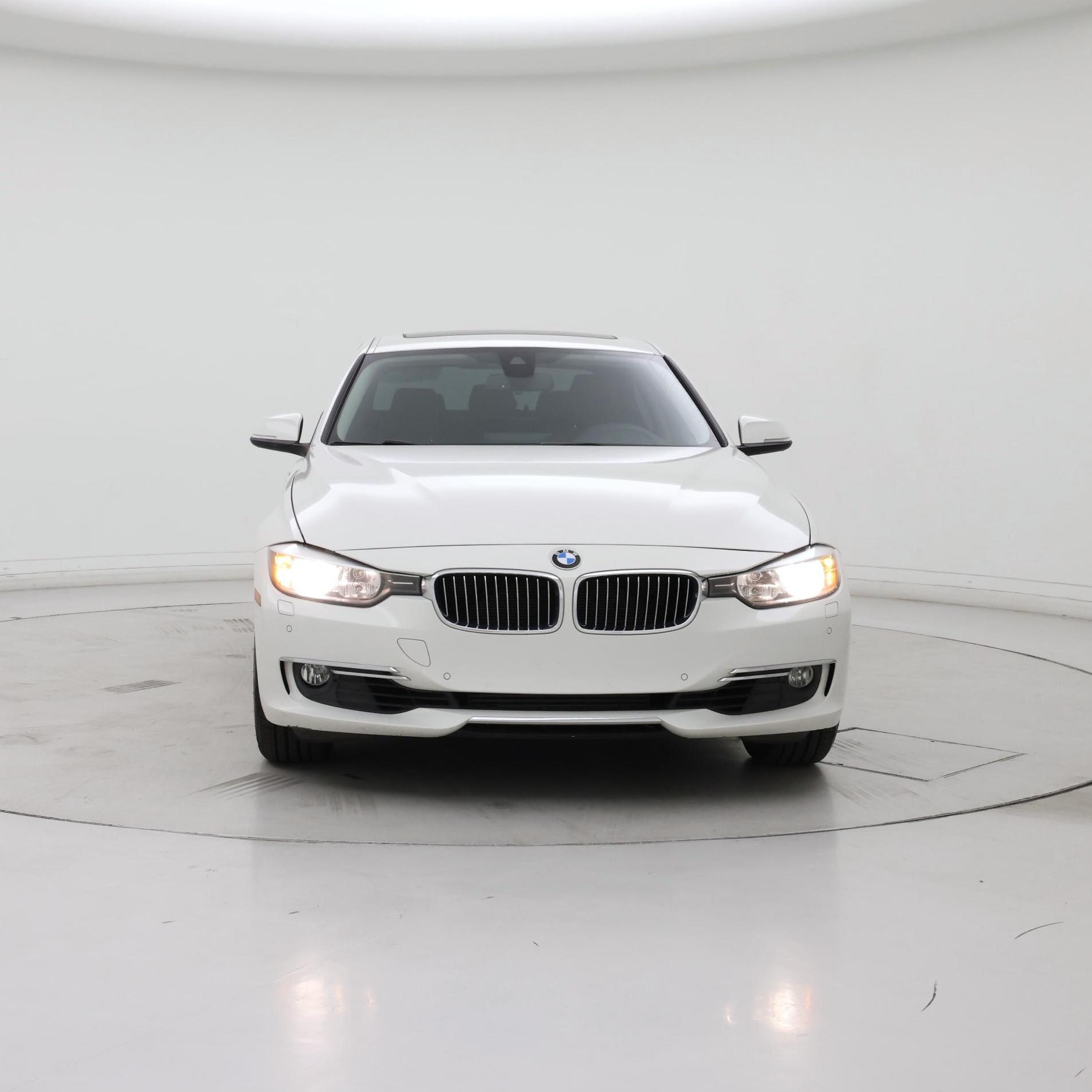 Thumbnail: 2015 BMW 3 Series - 5