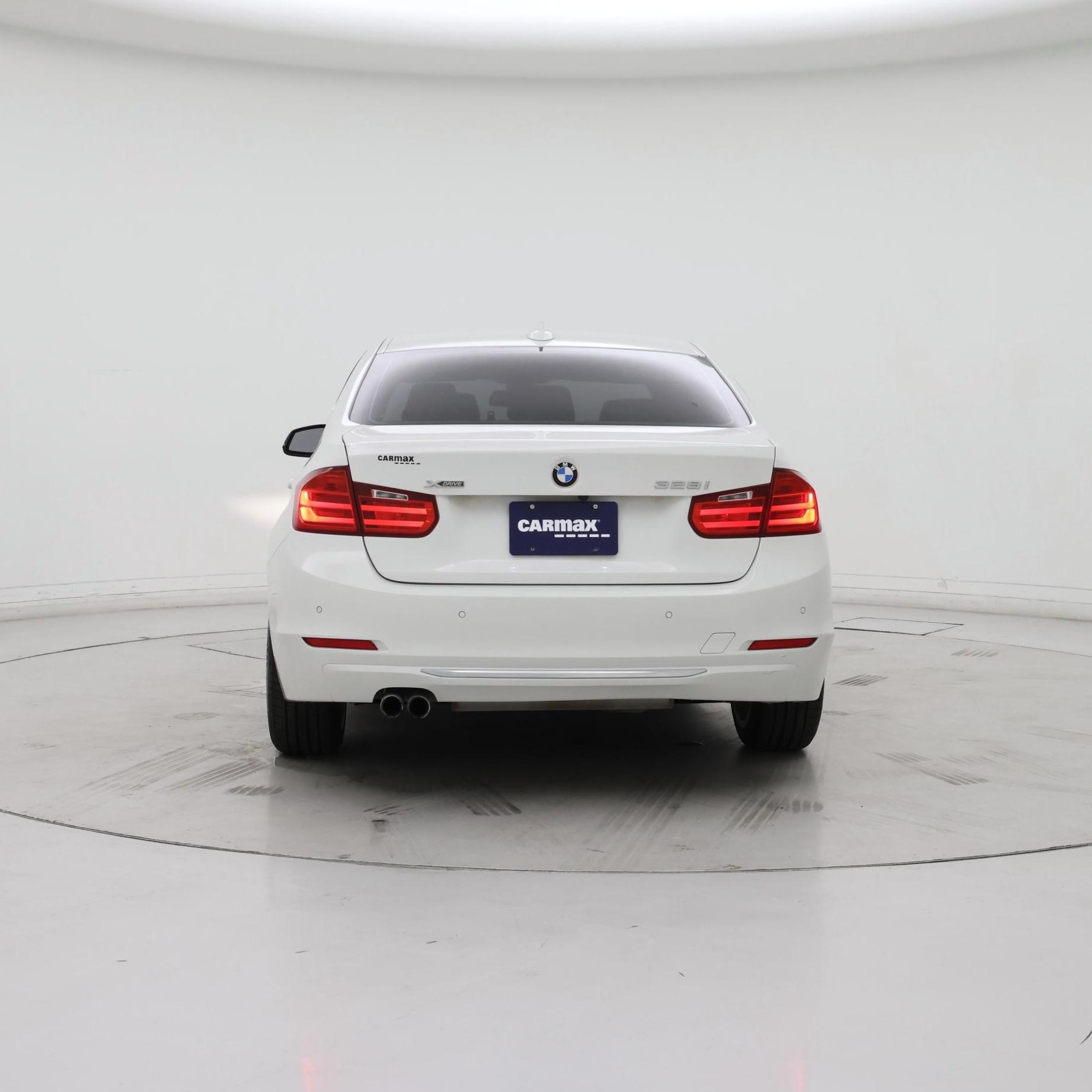 Thumbnail: 2015 BMW 3 Series - 6