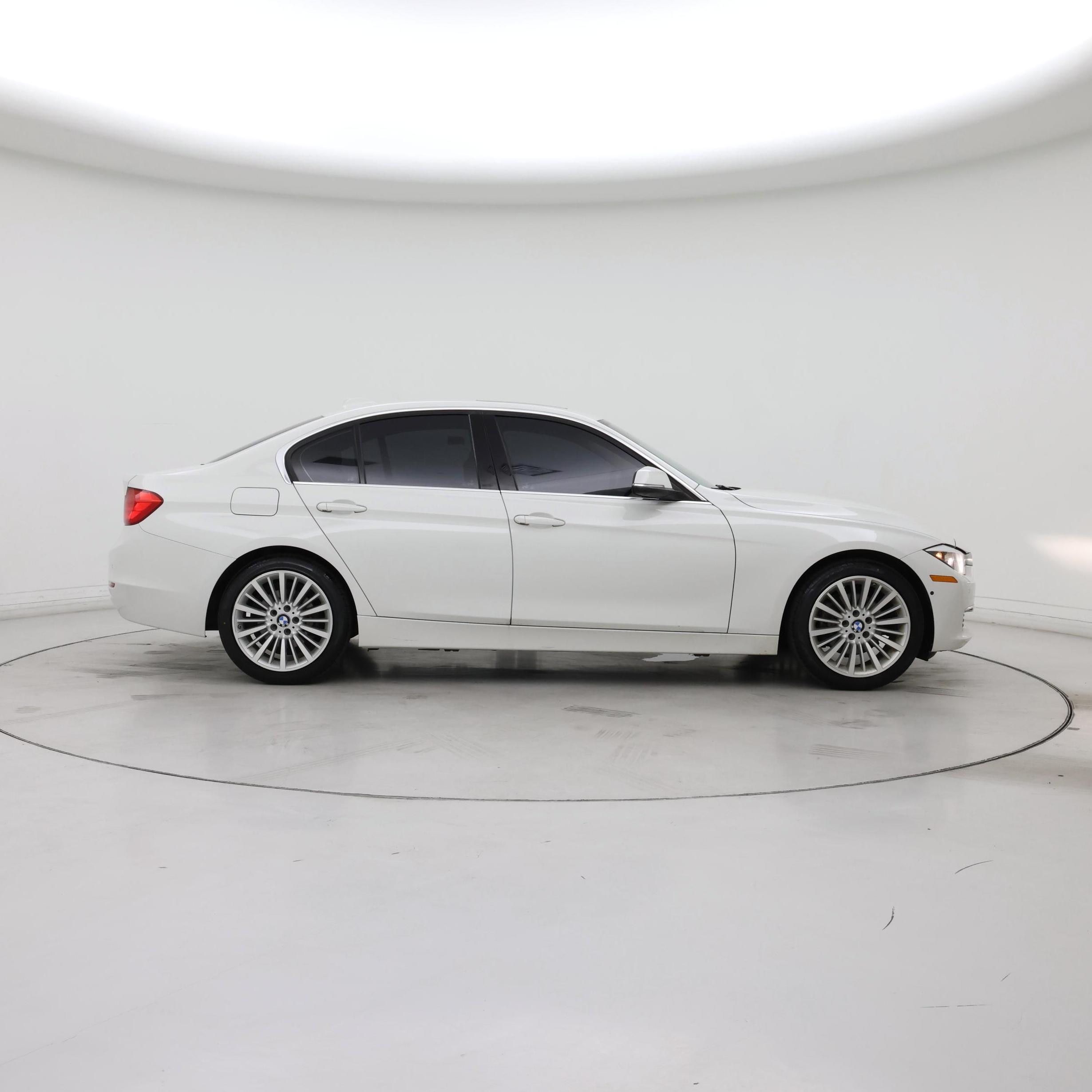Thumbnail: 2015 BMW 3 Series - 7