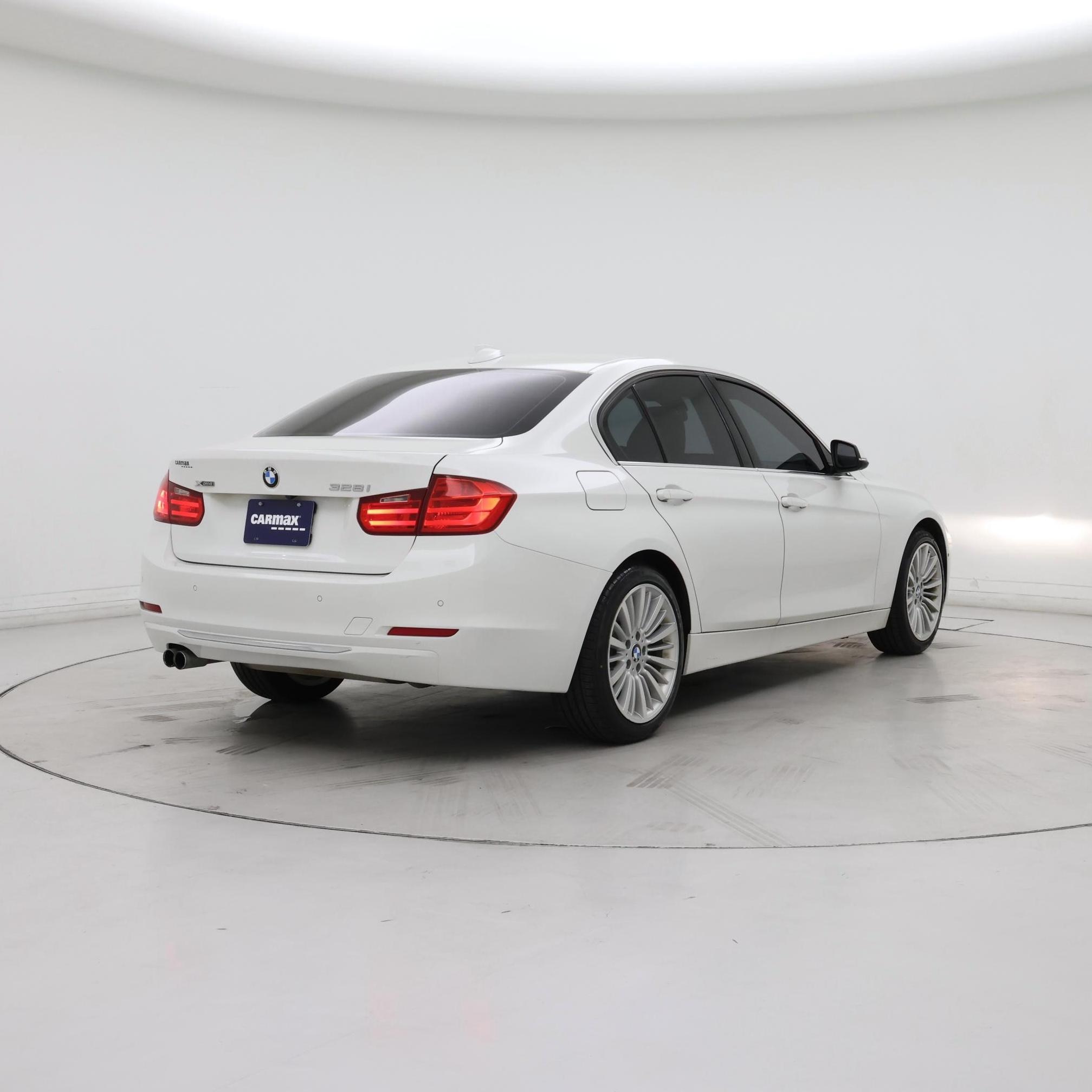 Thumbnail: 2015 BMW 3 Series - 8