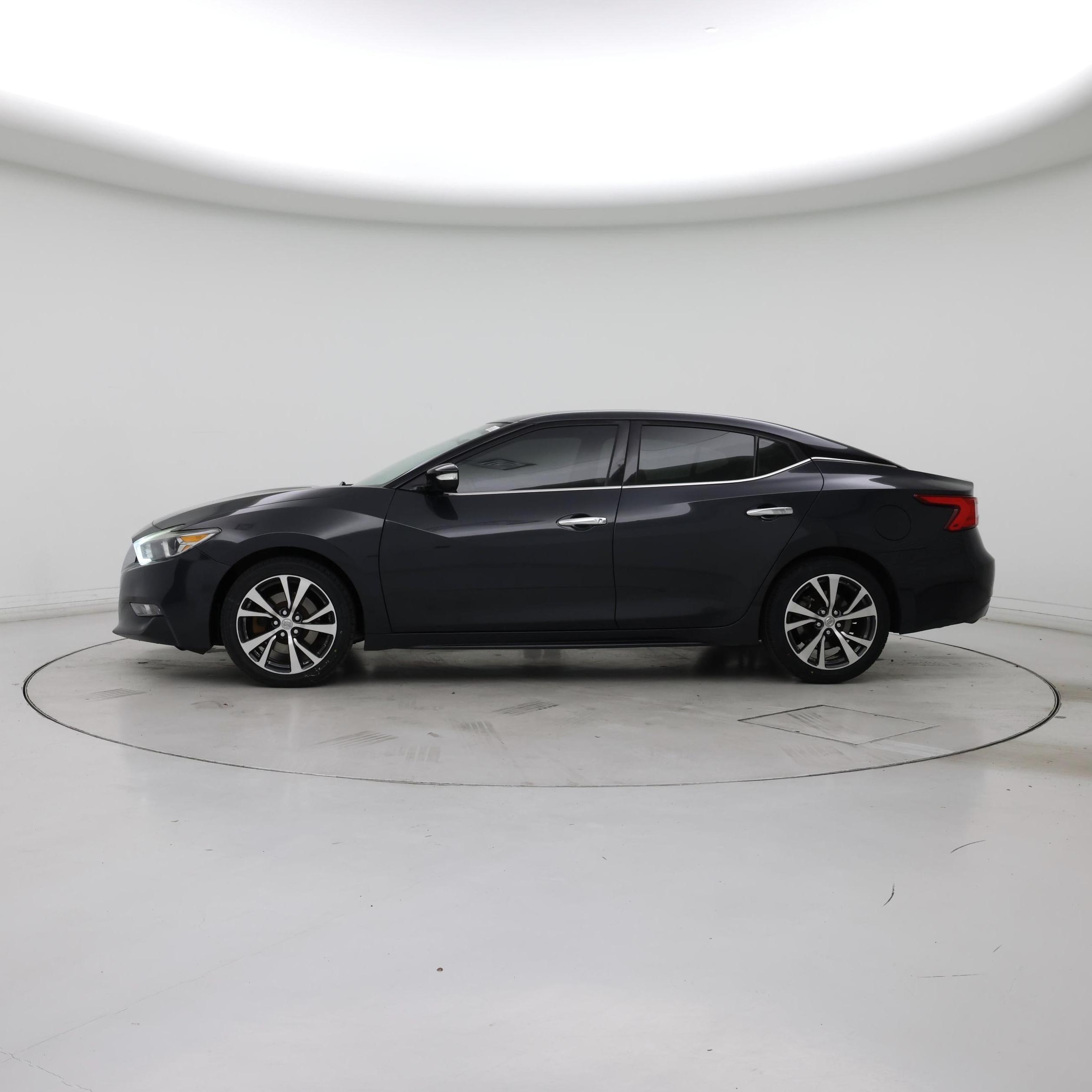 Thumbnail: 2017 Nissan Maxima - 3