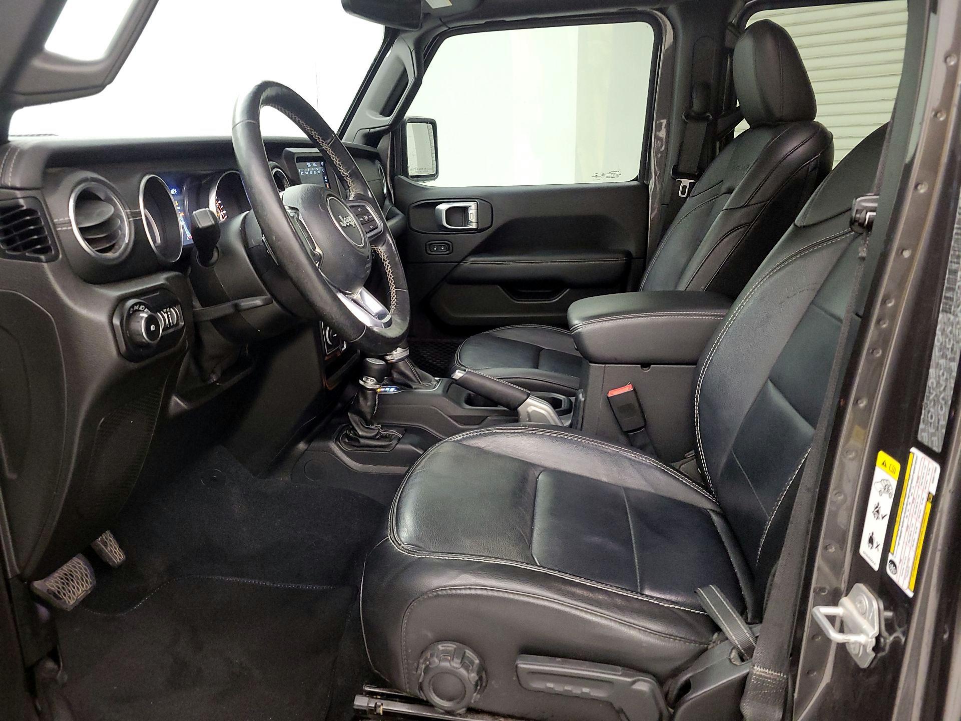Thumbnail: 2019 Jeep Wrangler - 11