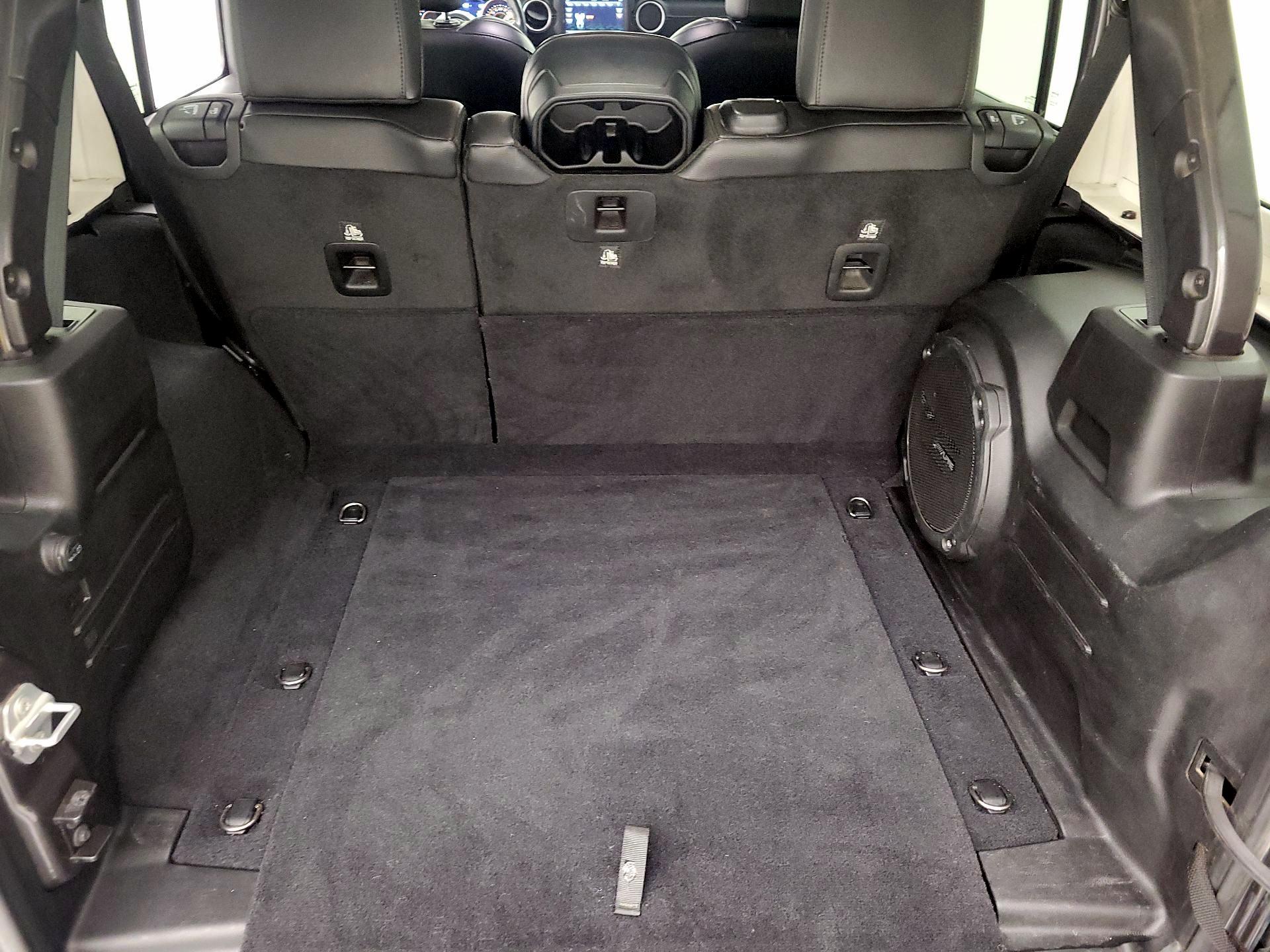 Thumbnail: 2019 Jeep Wrangler - 20