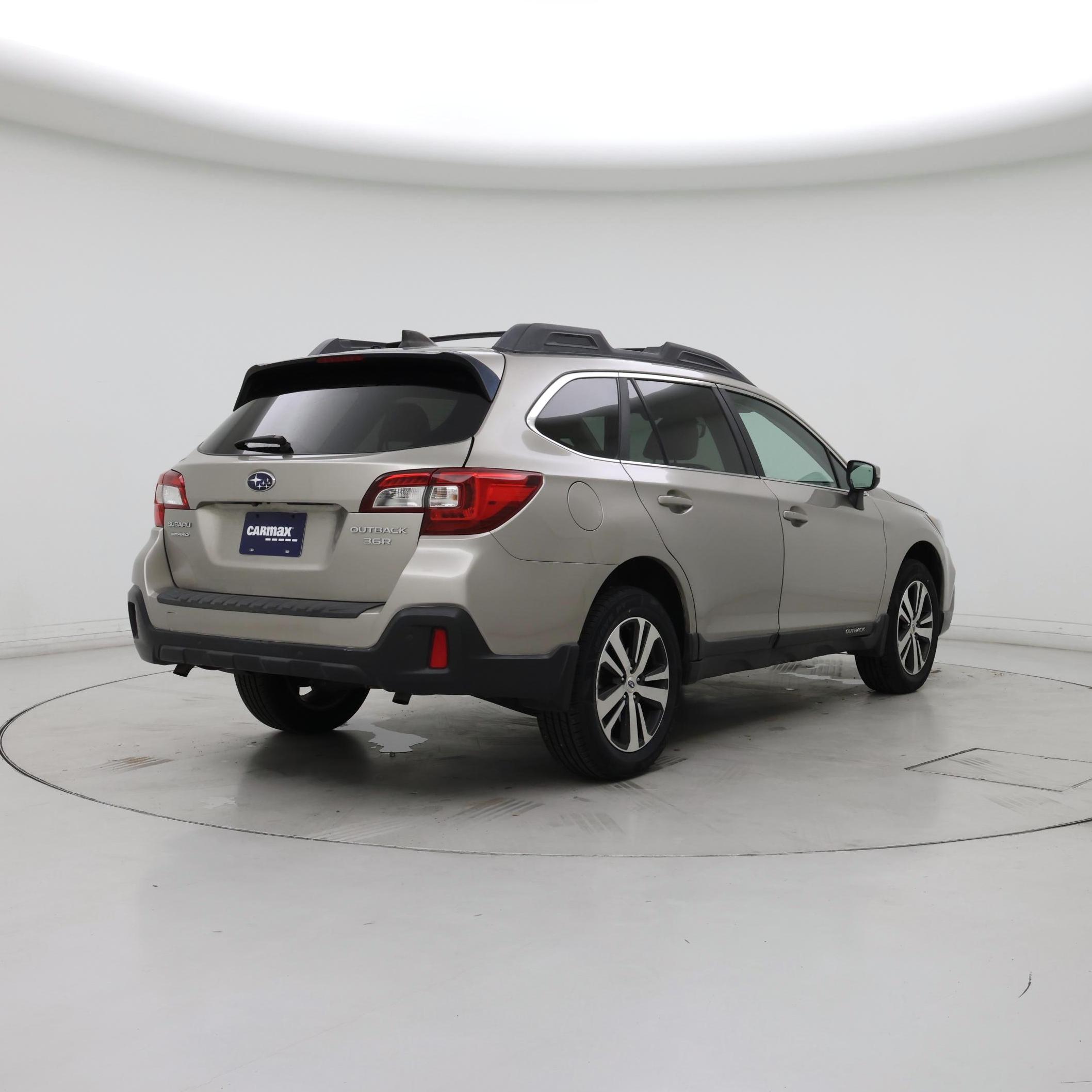 Thumbnail: 2018 Subaru Outback - 8