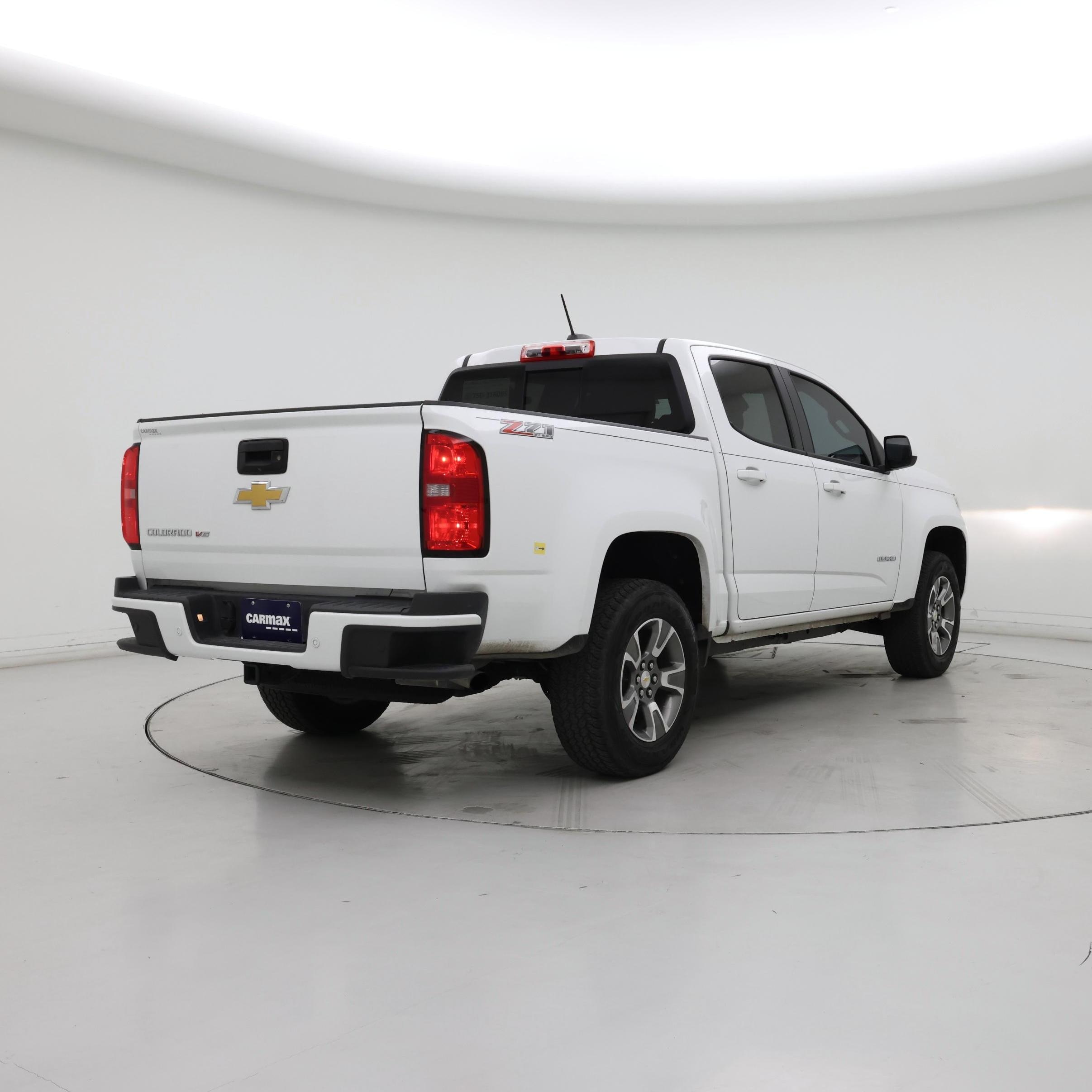Thumbnail: 2019 Chevrolet Colorado - 8