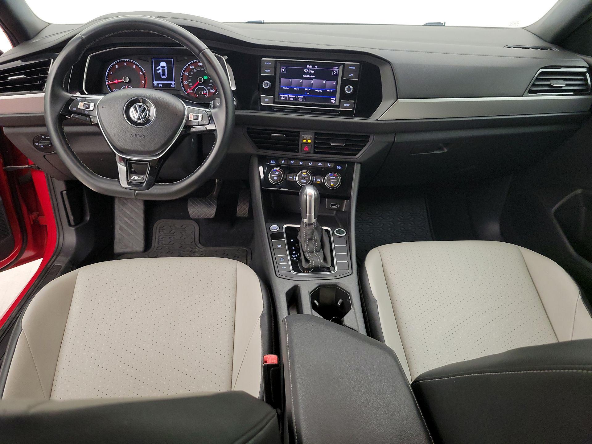 Thumbnail: 2019 Volkswagen Jetta - 9