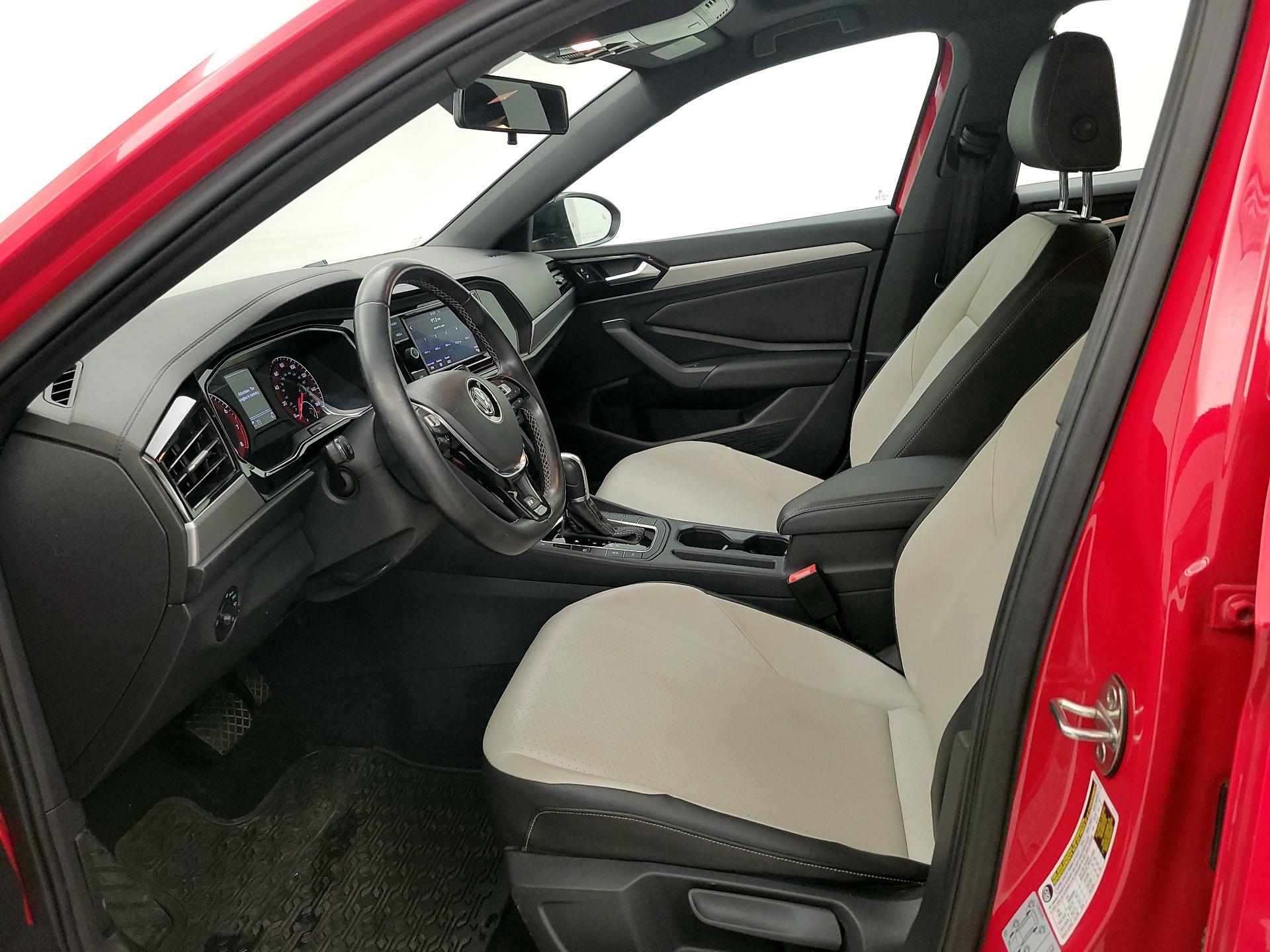 Thumbnail: 2019 Volkswagen Jetta - 11