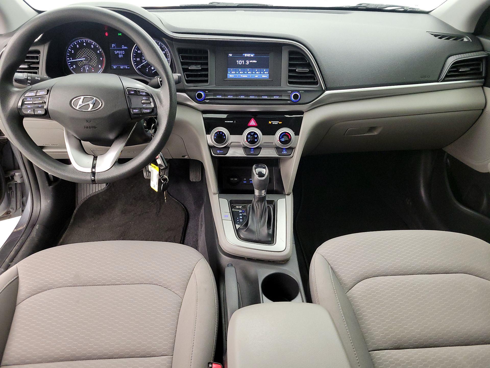 Thumbnail: 2019 Hyundai Elantra - 9