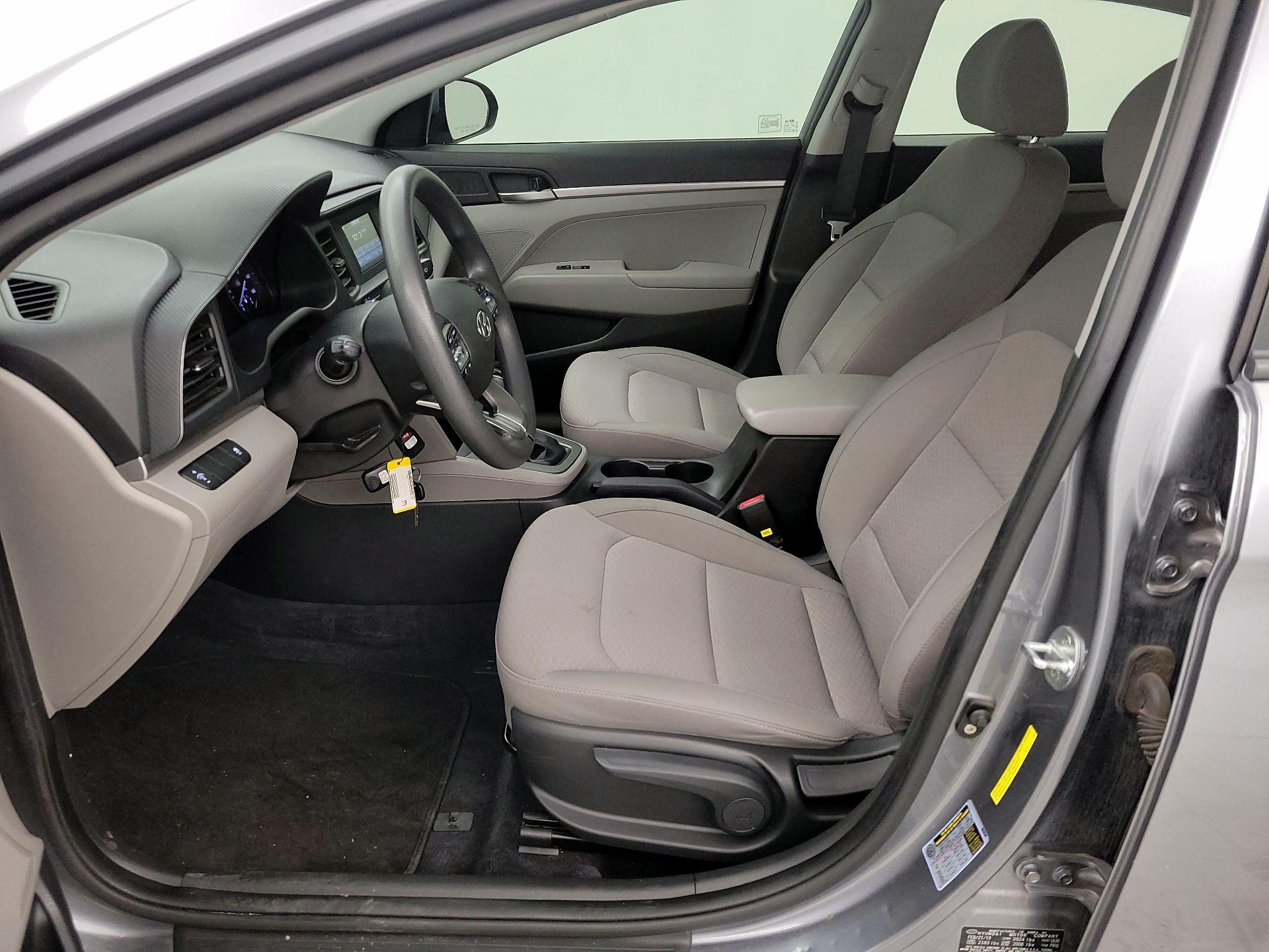 Thumbnail: 2019 Hyundai Elantra - 11