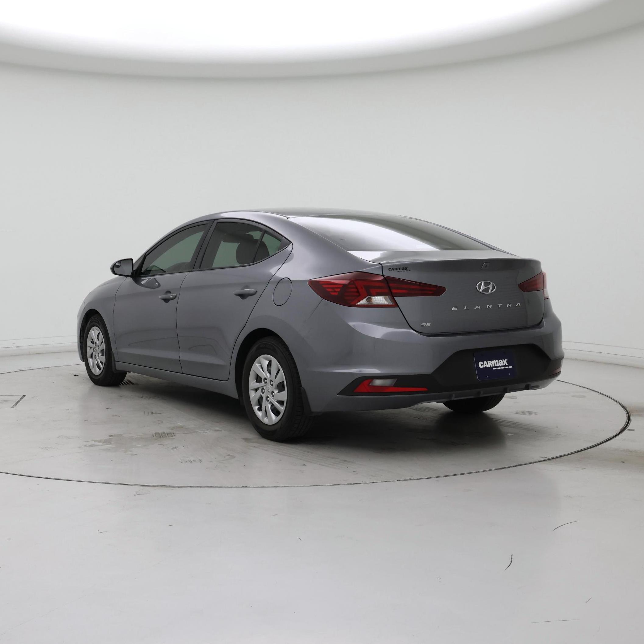 Thumbnail: 2019 Hyundai Elantra - 2