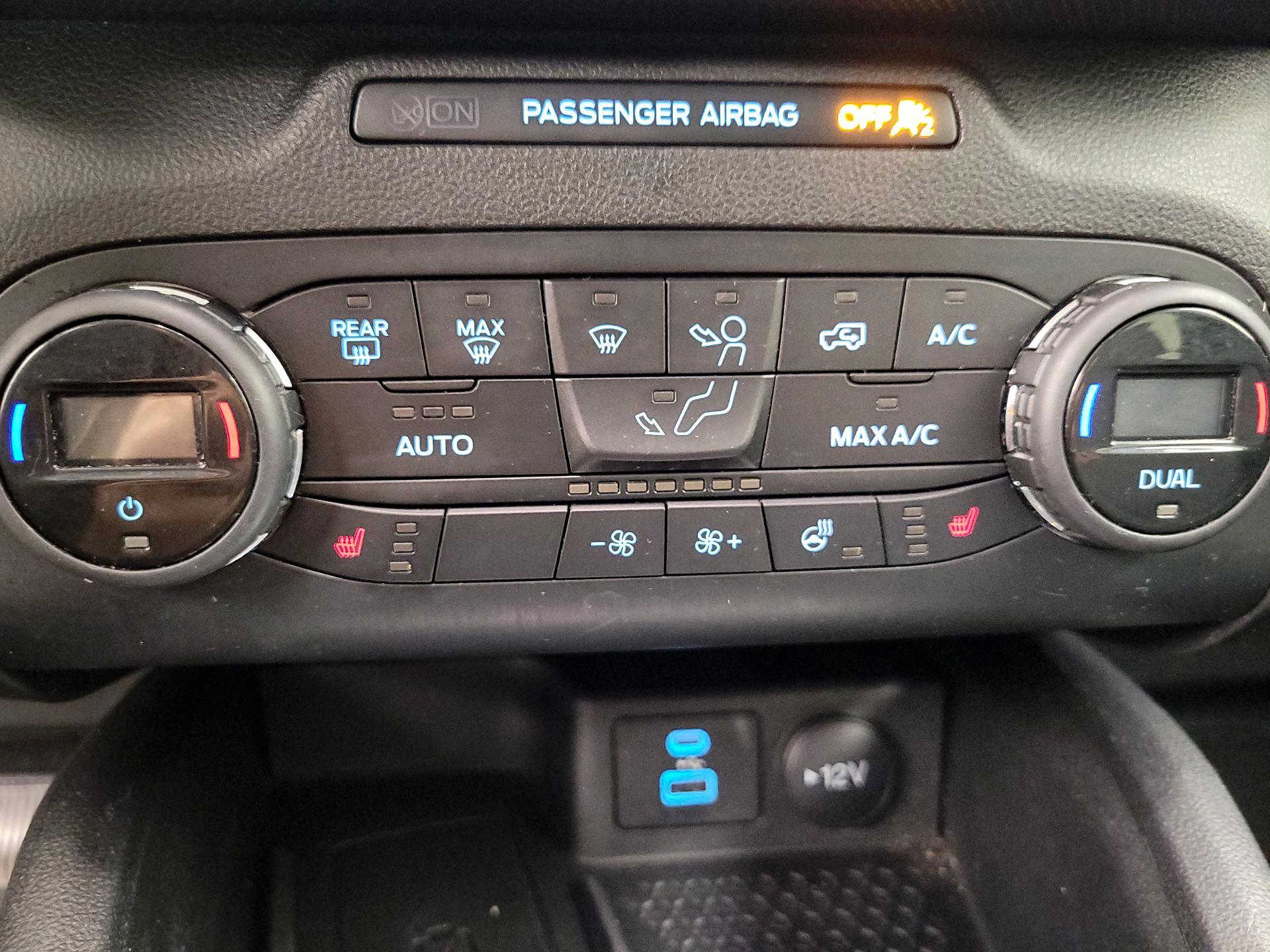 Thumbnail: 2021 Ford Bronco Sport - 16