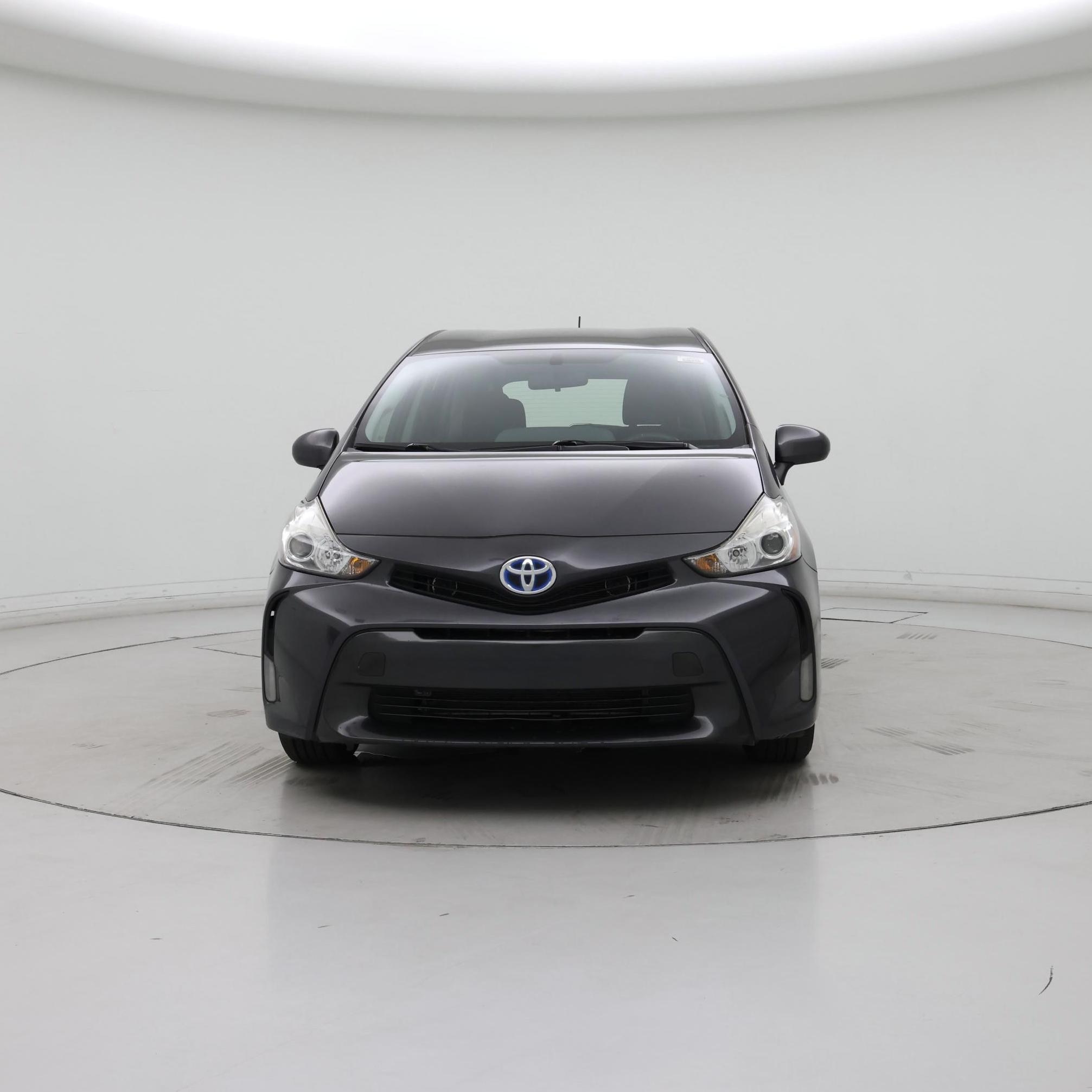Thumbnail: 2015 Toyota Prius v - 5