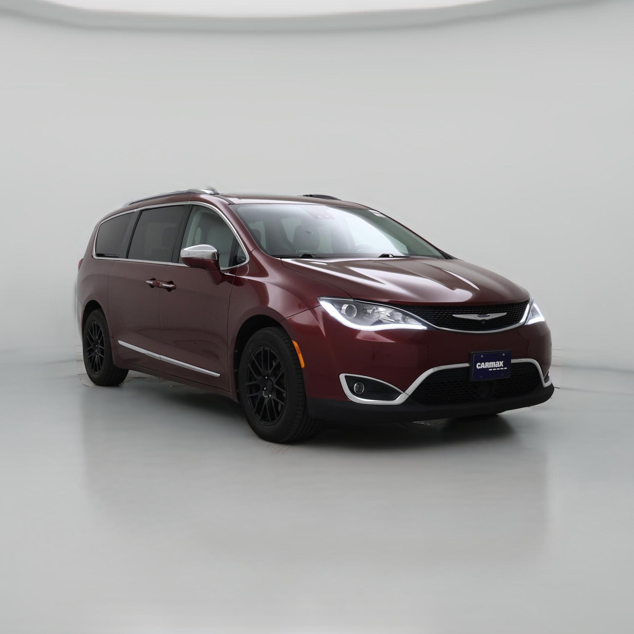 Thumbnail: 2017 Chrysler Pacifica - 1