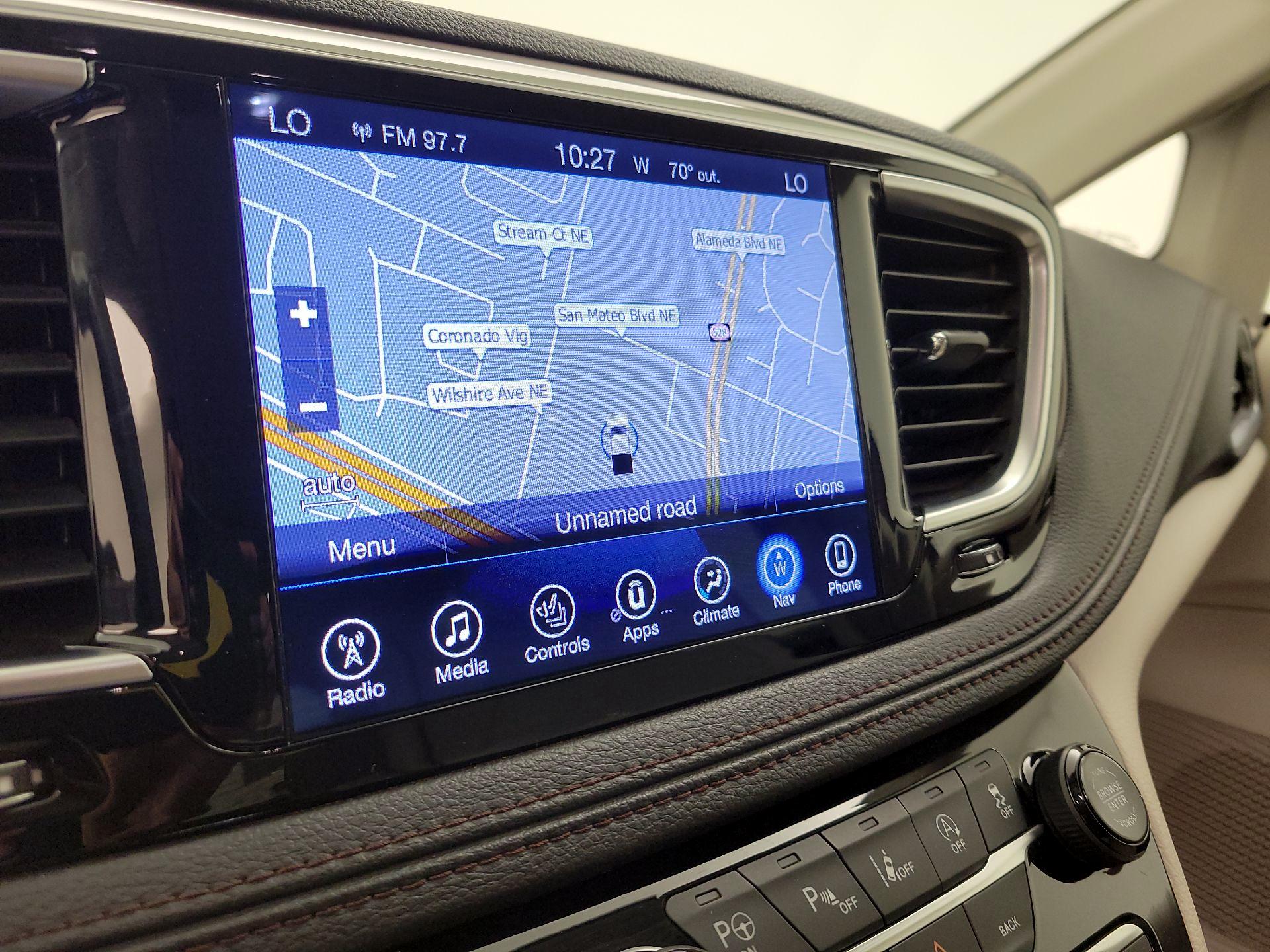 Thumbnail: 2017 Chrysler Pacifica - 14