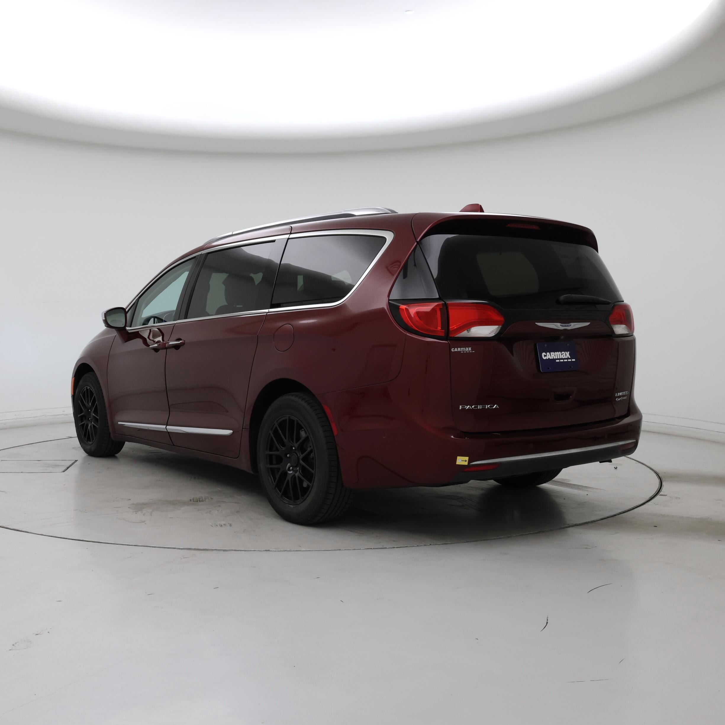 Thumbnail: 2017 Chrysler Pacifica - 2