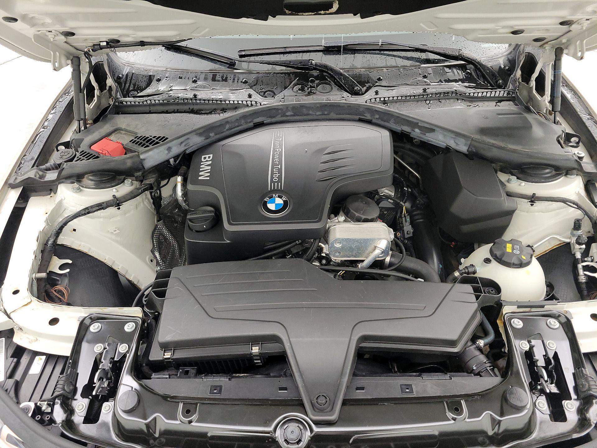 Thumbnail: 2015 BMW 3 Series - 17