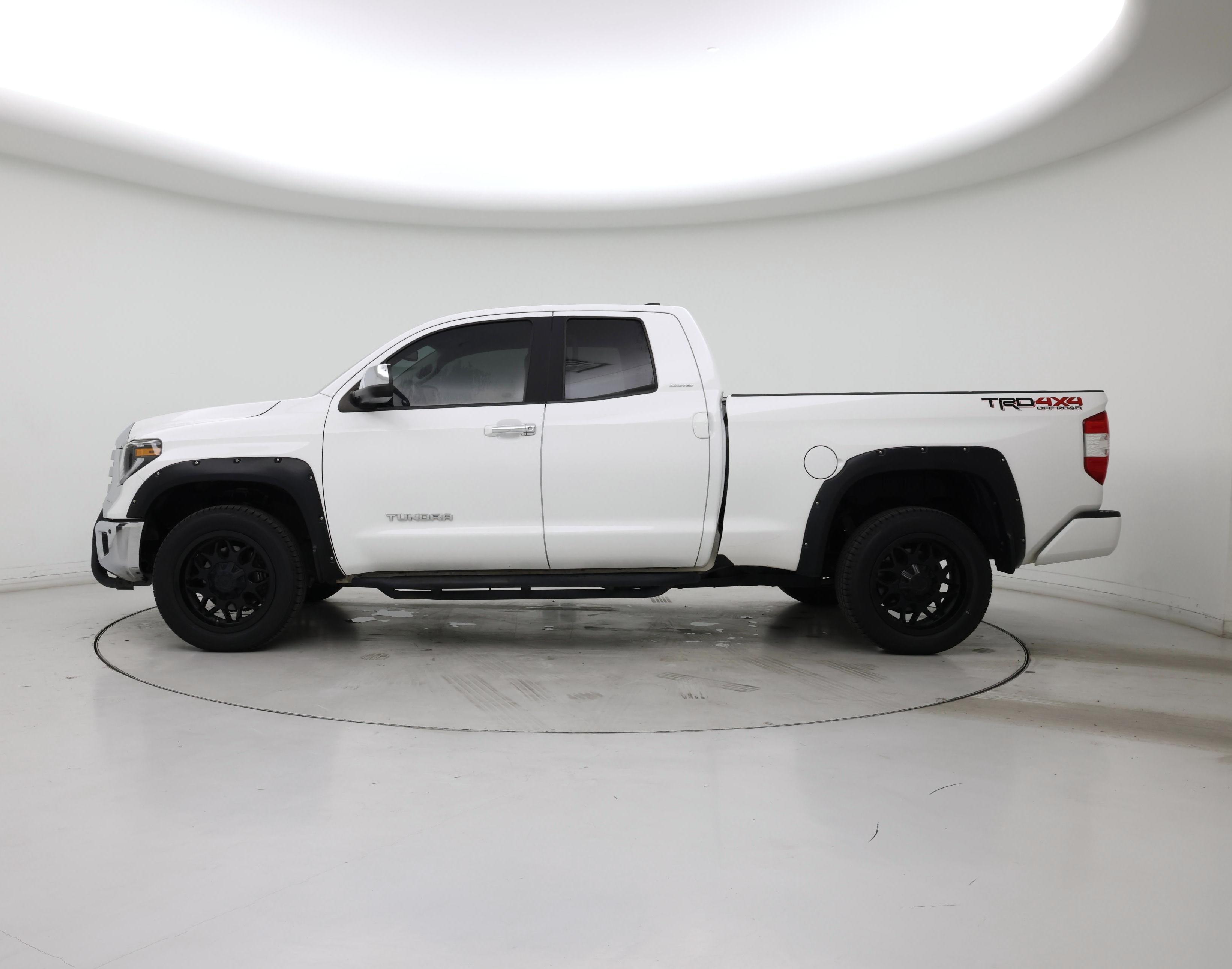 Thumbnail: 2020 Toyota Tundra - 3