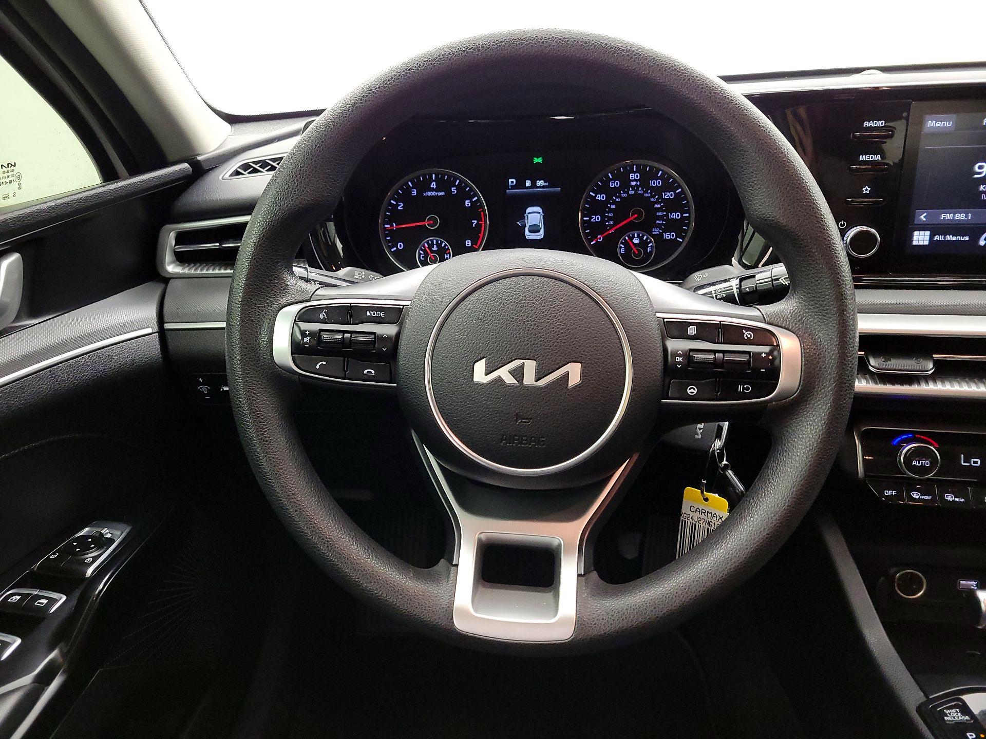 Thumbnail: 2022 Kia K5 - 10