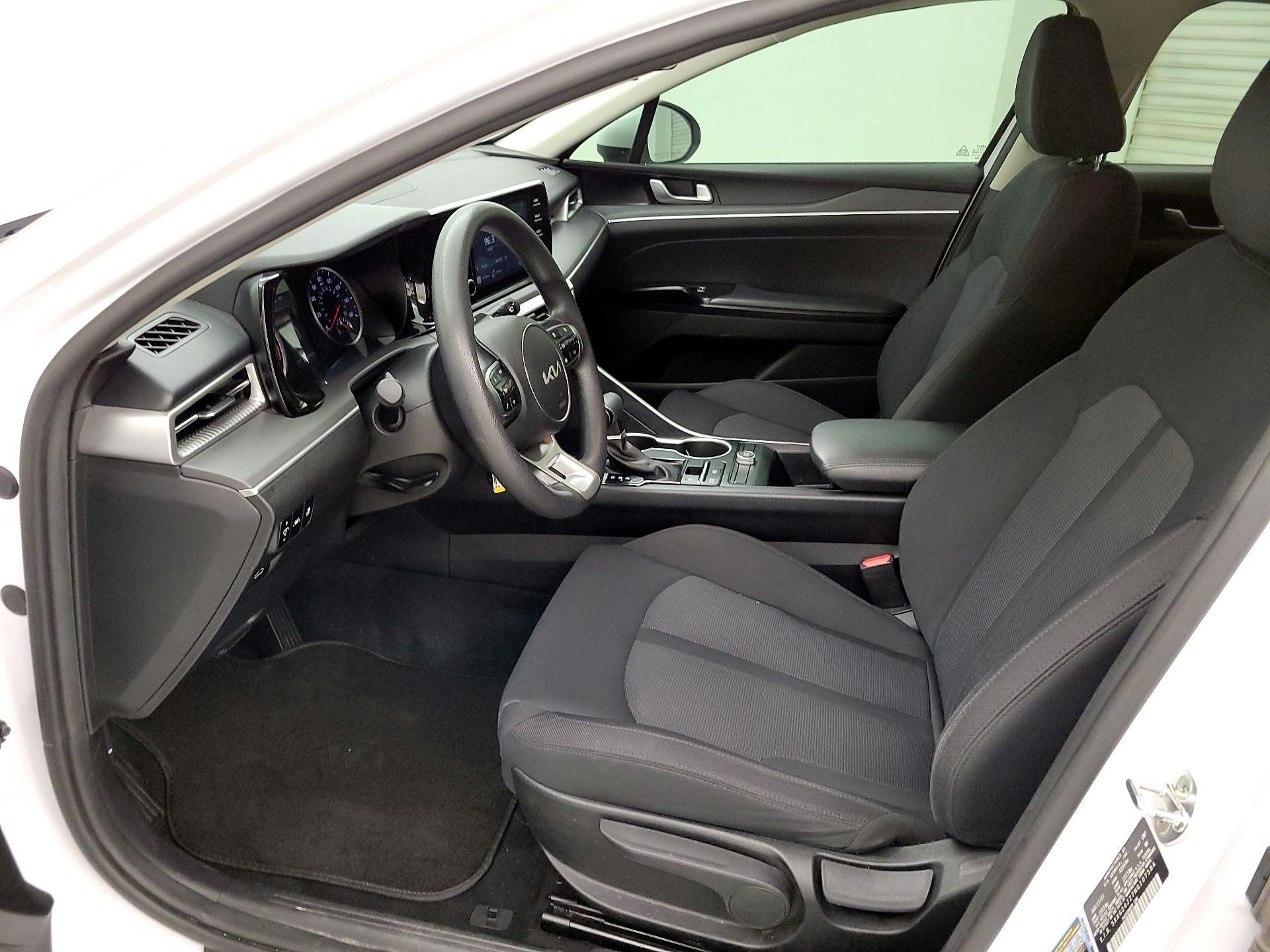 Thumbnail: 2022 Kia K5 - 11