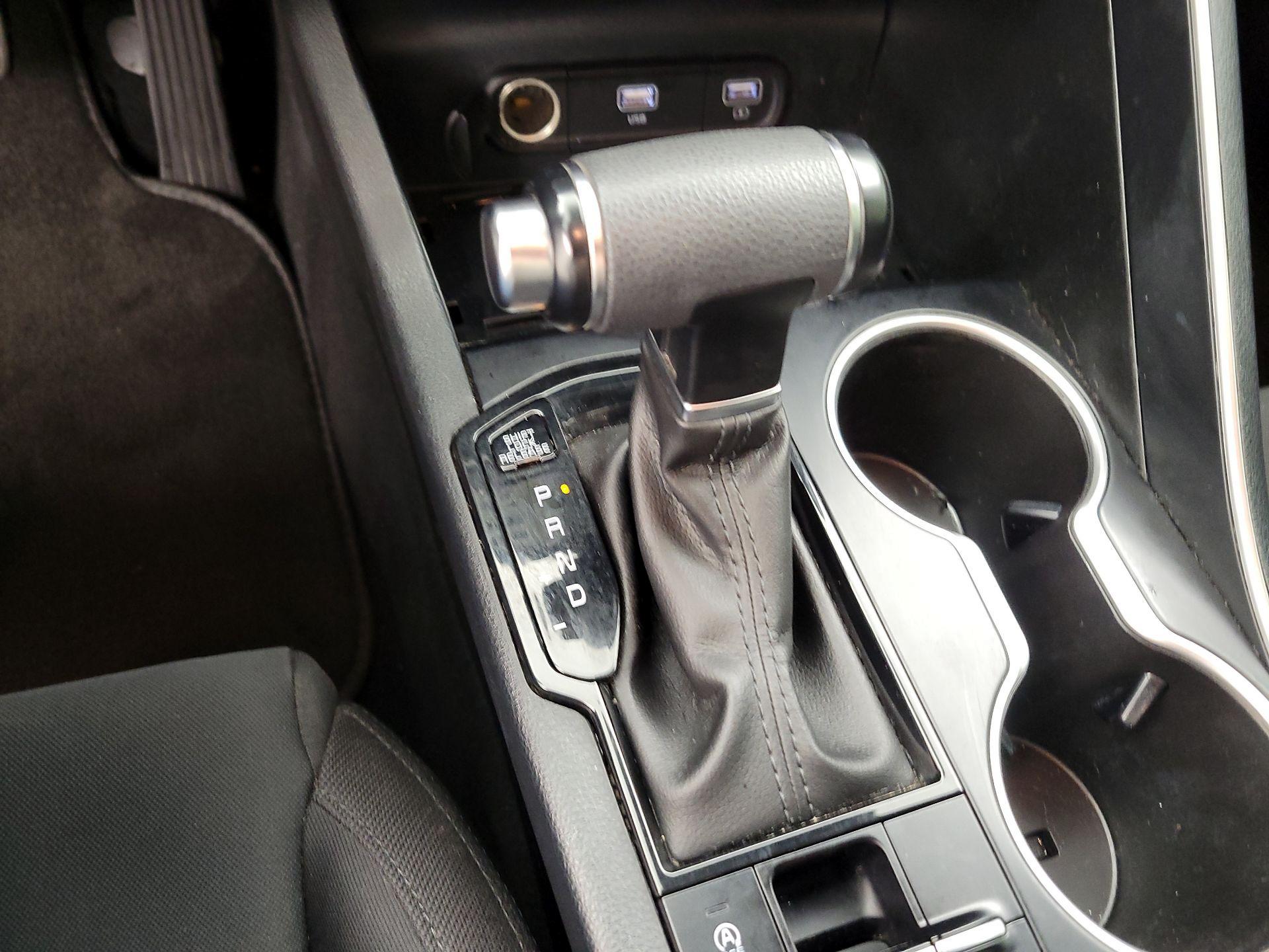 Thumbnail: 2022 Kia K5 - 15