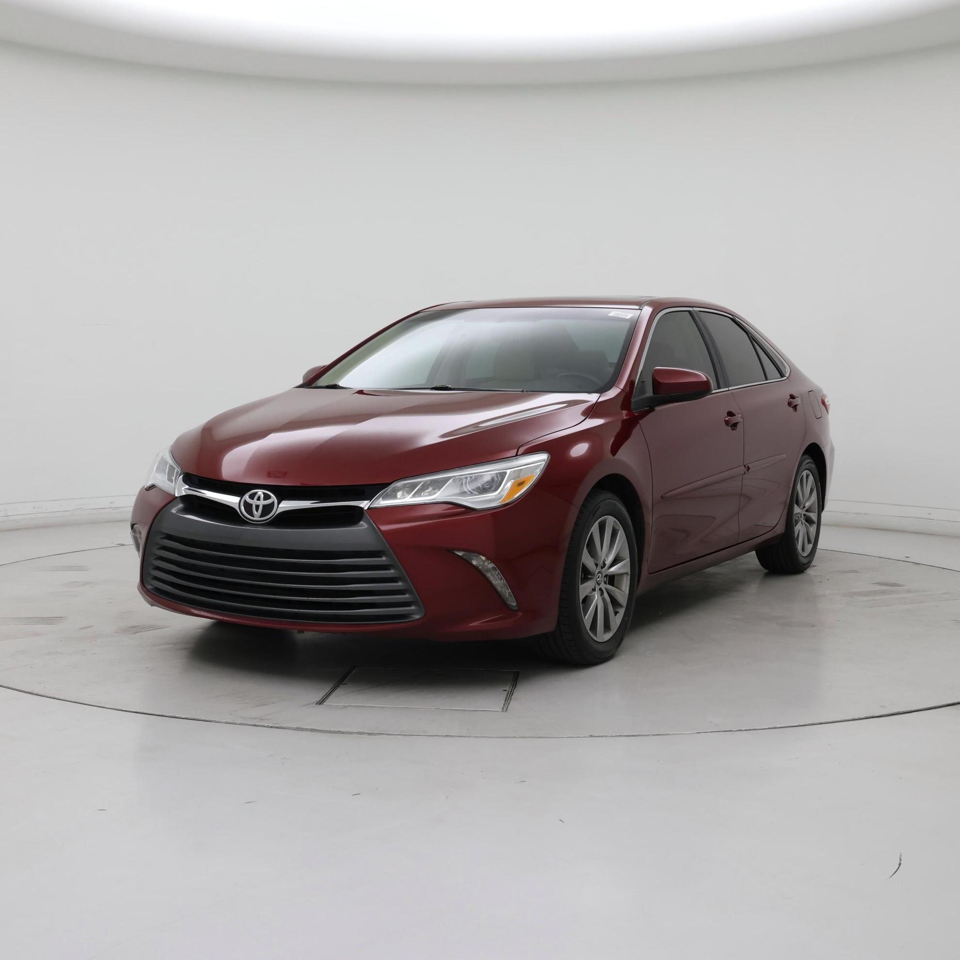 Thumbnail: 2015 Toyota Camry - 4