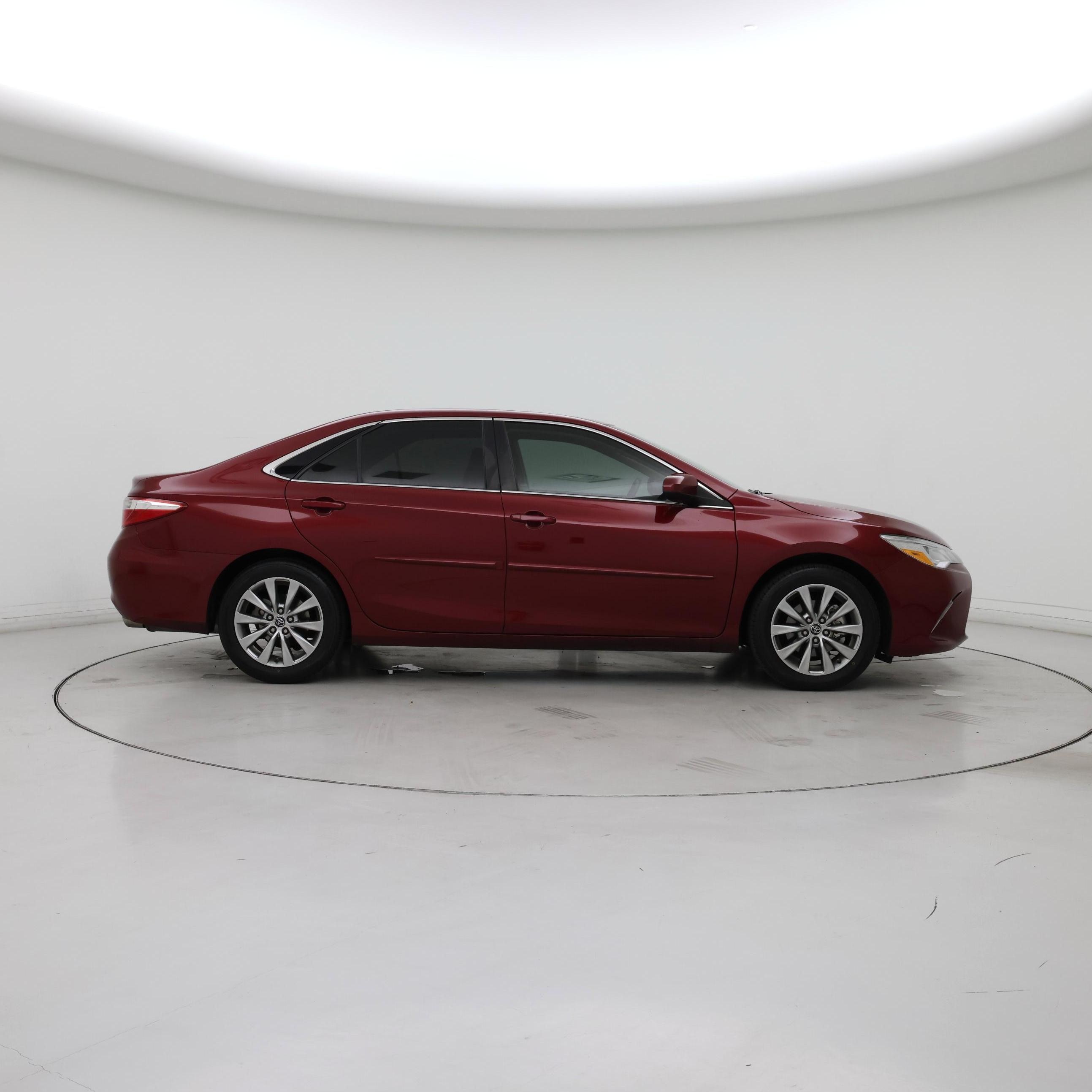 Thumbnail: 2015 Toyota Camry - 7