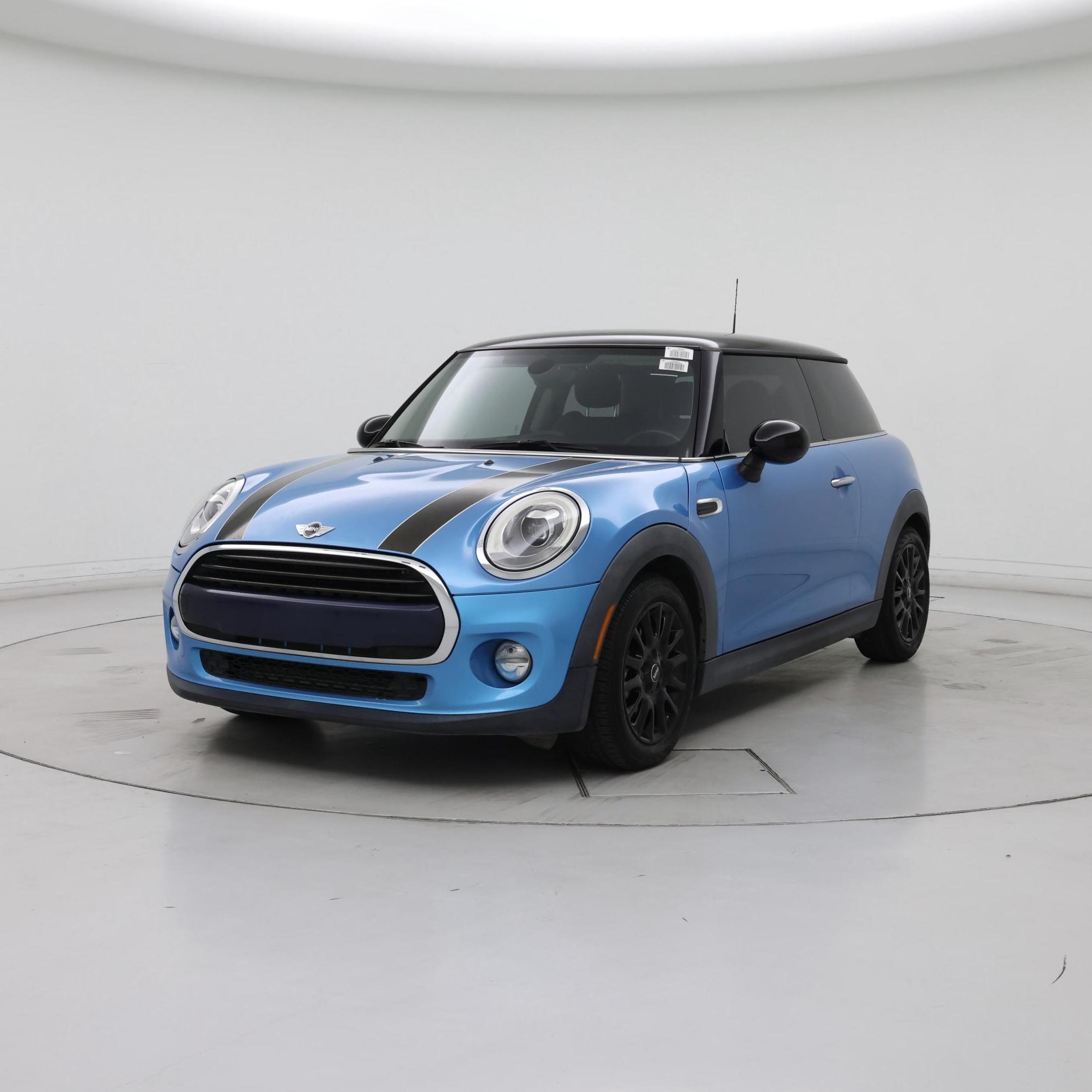Thumbnail: 2016 MINI Cooper Hardtop - 4