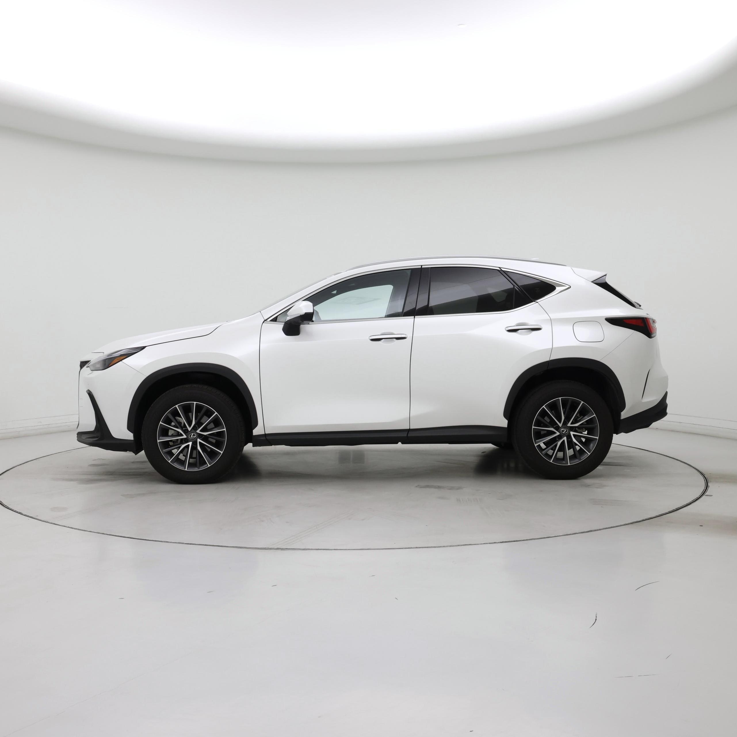 Thumbnail: 2024 Lexus NX - 3