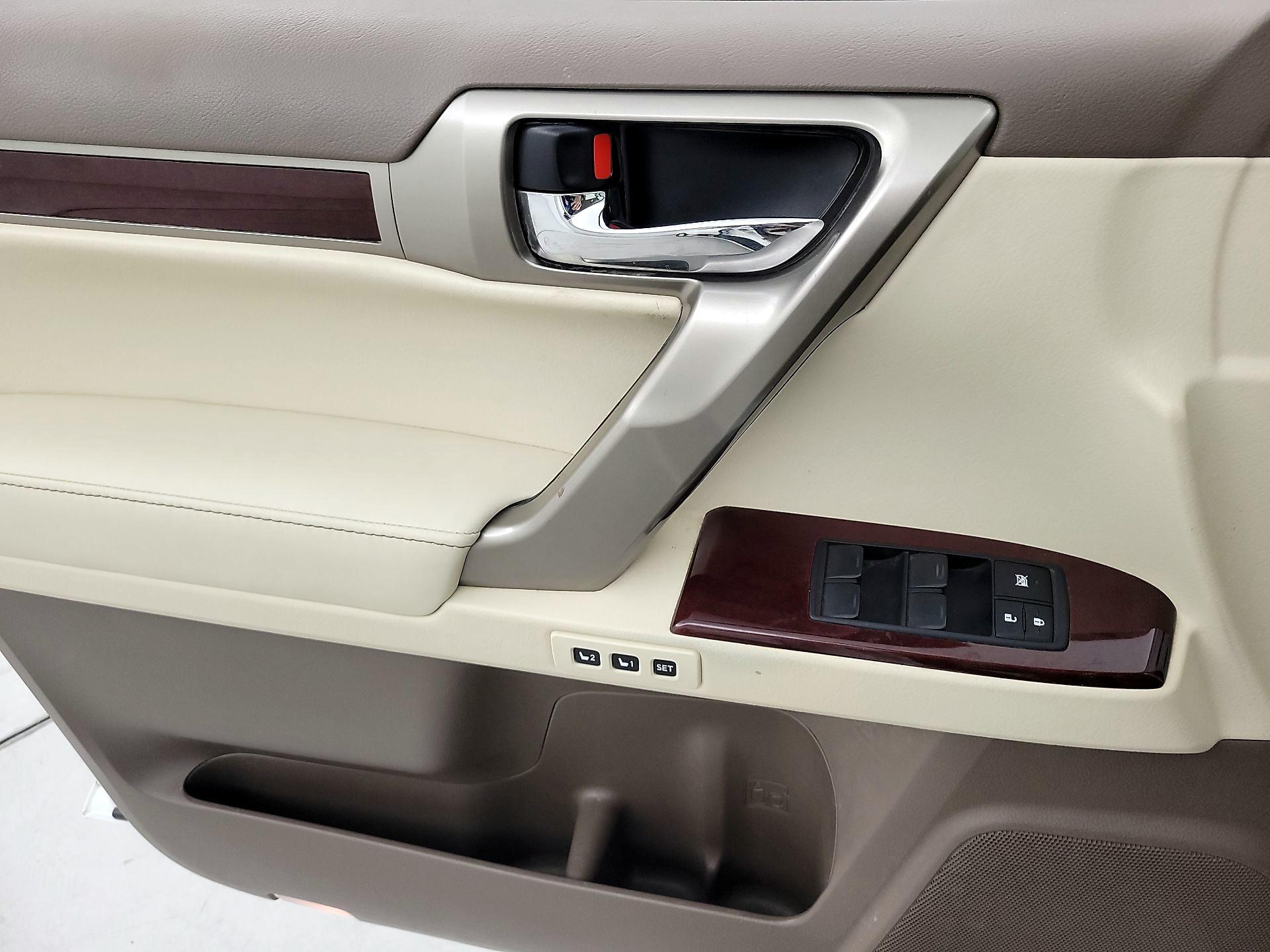 Thumbnail: 2019 Lexus GX - 12