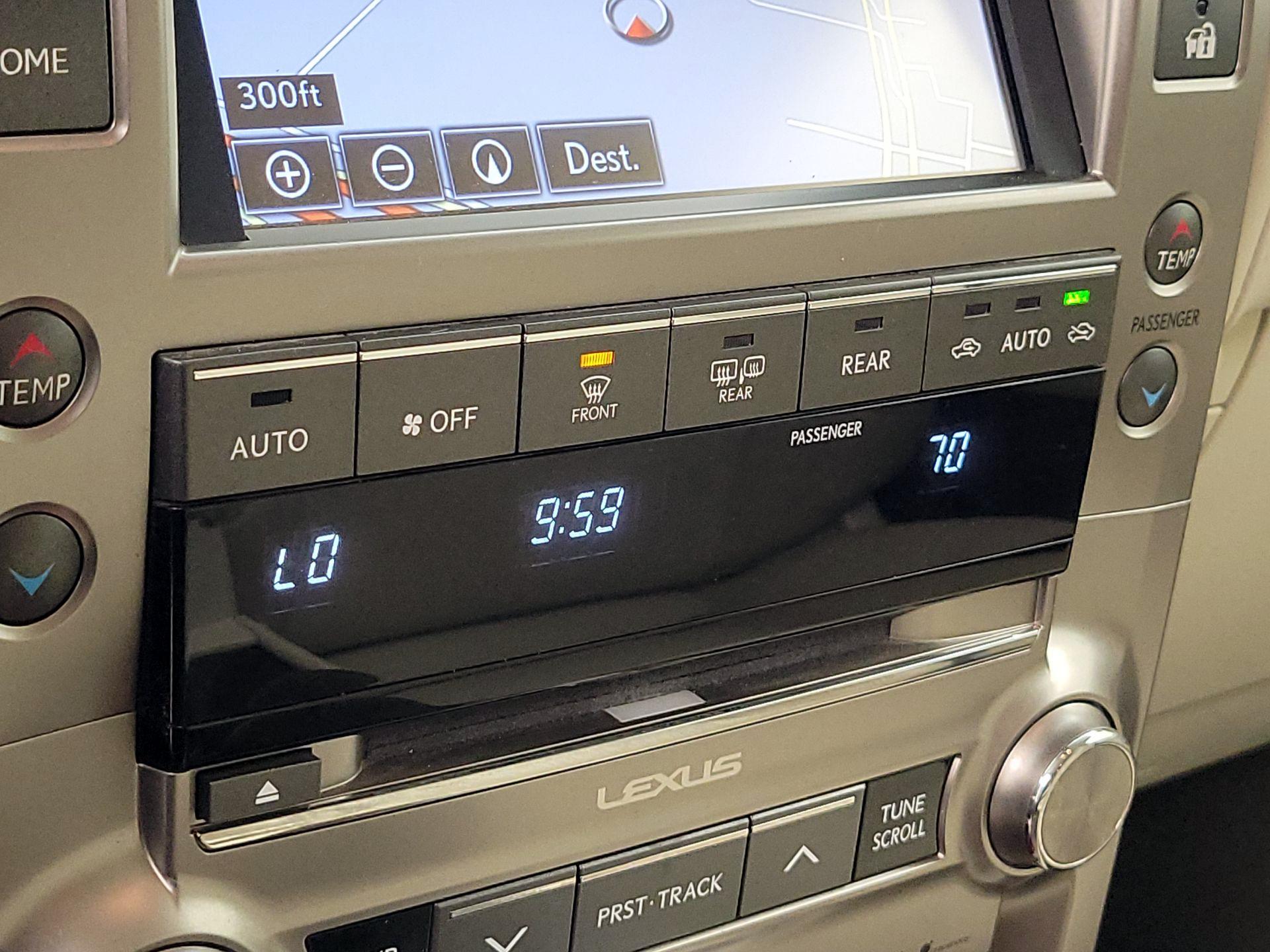 Thumbnail: 2019 Lexus GX - 17